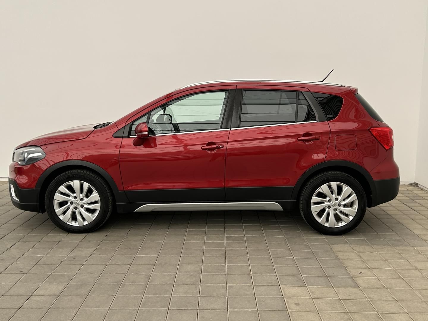 Suzuki SX4 S-Cross, 1.4 95kW 4x4  Cross - fotka 2