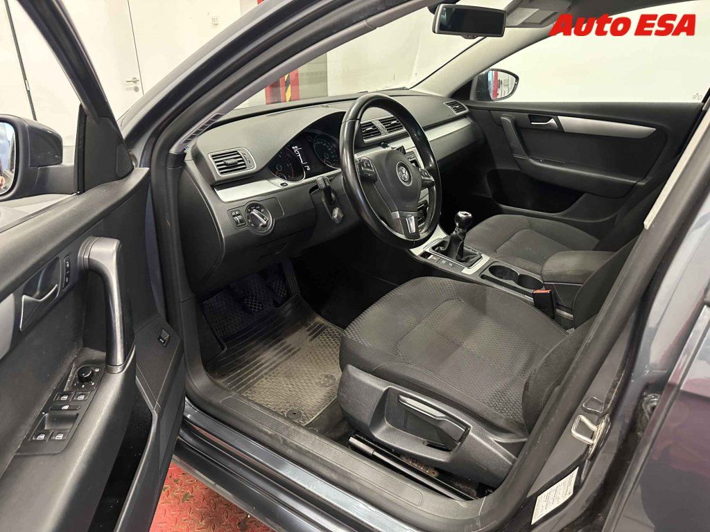 Volkswagen Passat, 2.0TDi,2.maj - fotka 3