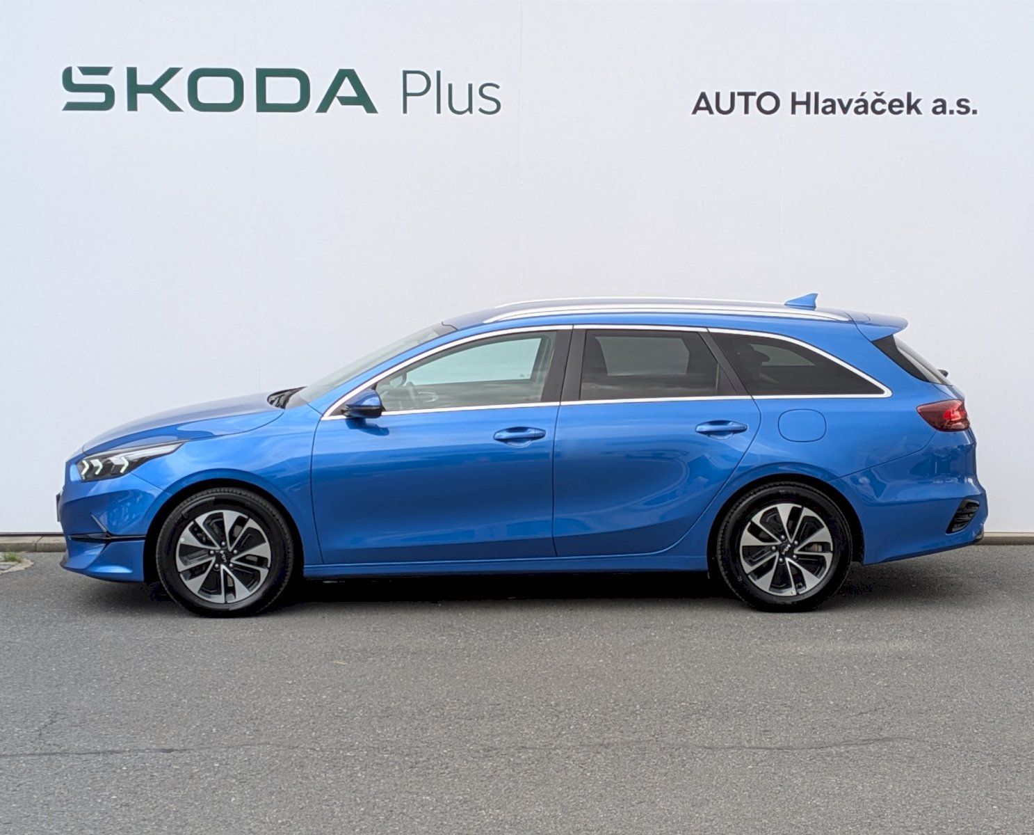 Kia Cee´d, SW 1.5T-GDi 103kW TOP 7DCT - fotka 3