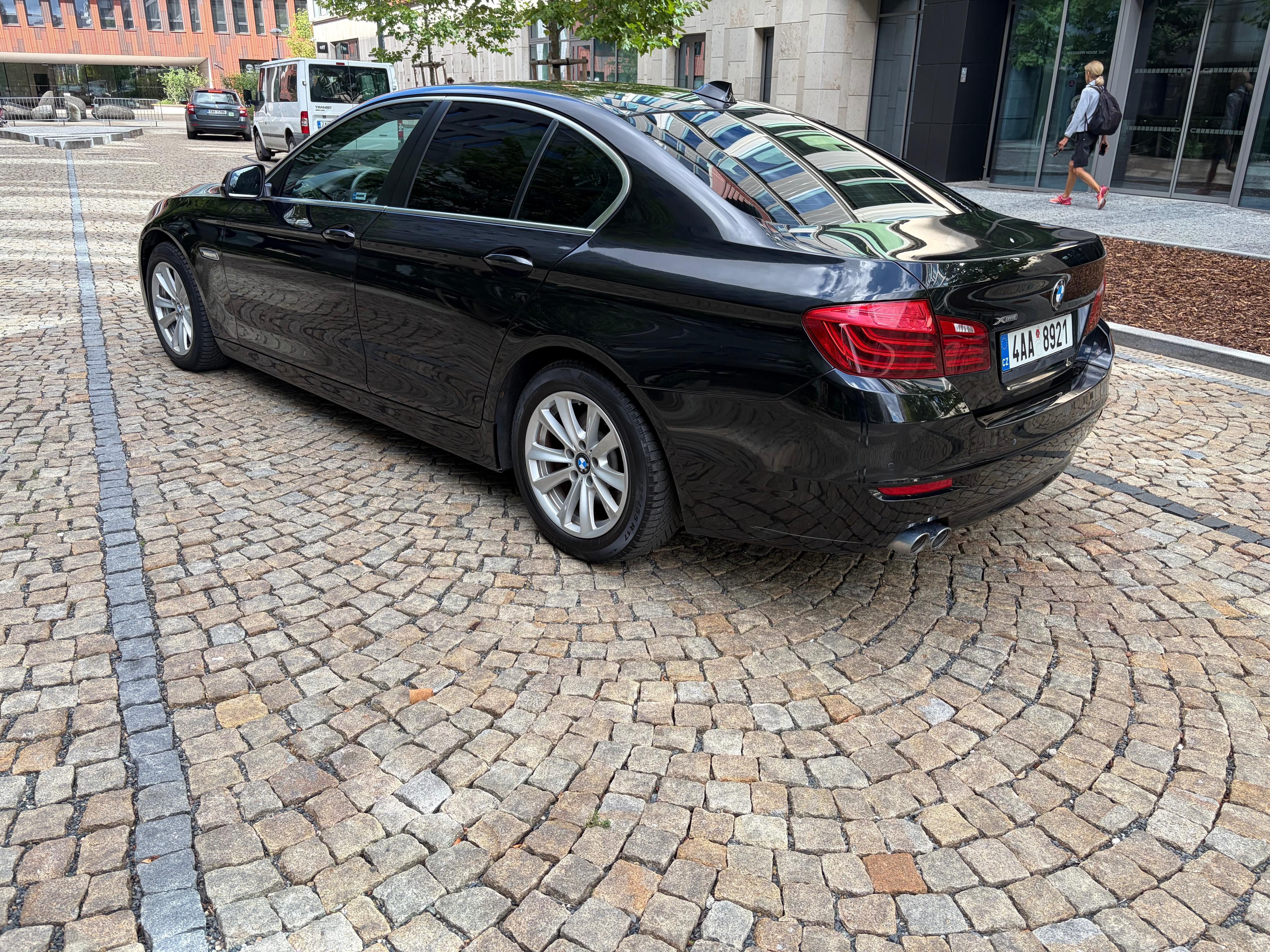 BMW Řada 5, BMW 520d X-DRIVE 2013 koupeno - fotka 2