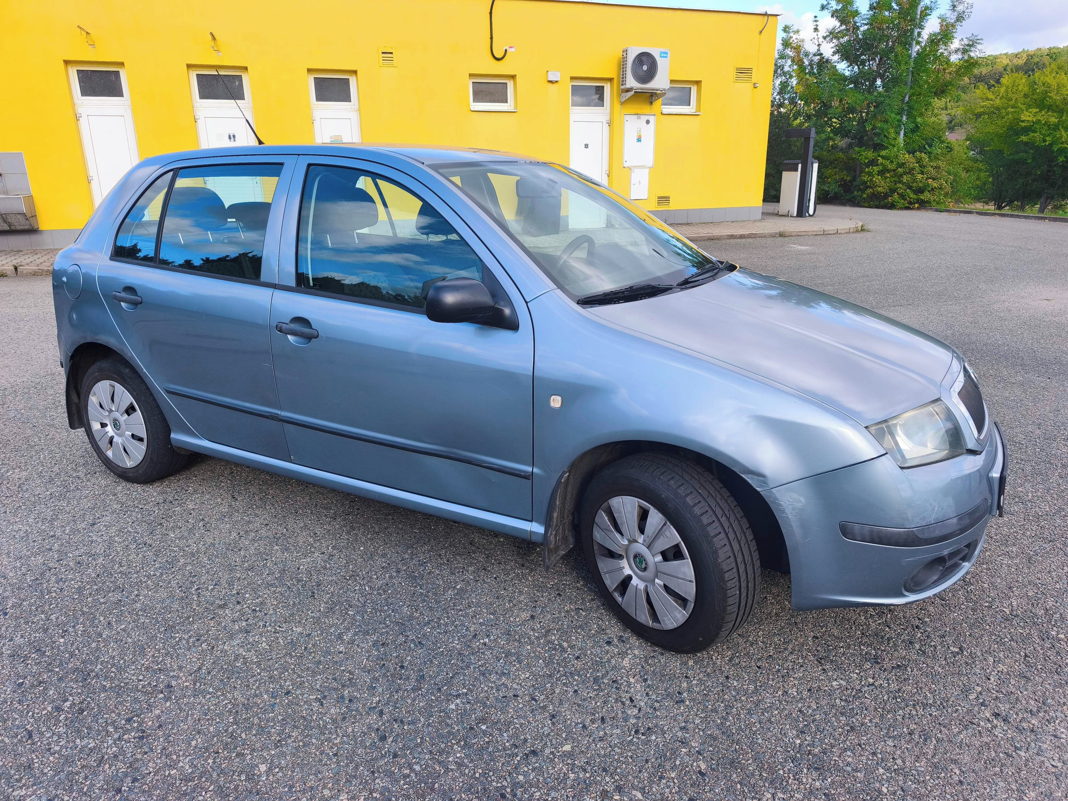 Škoda Fabia, 1.2 HTP - Servisováno - fotka 5
