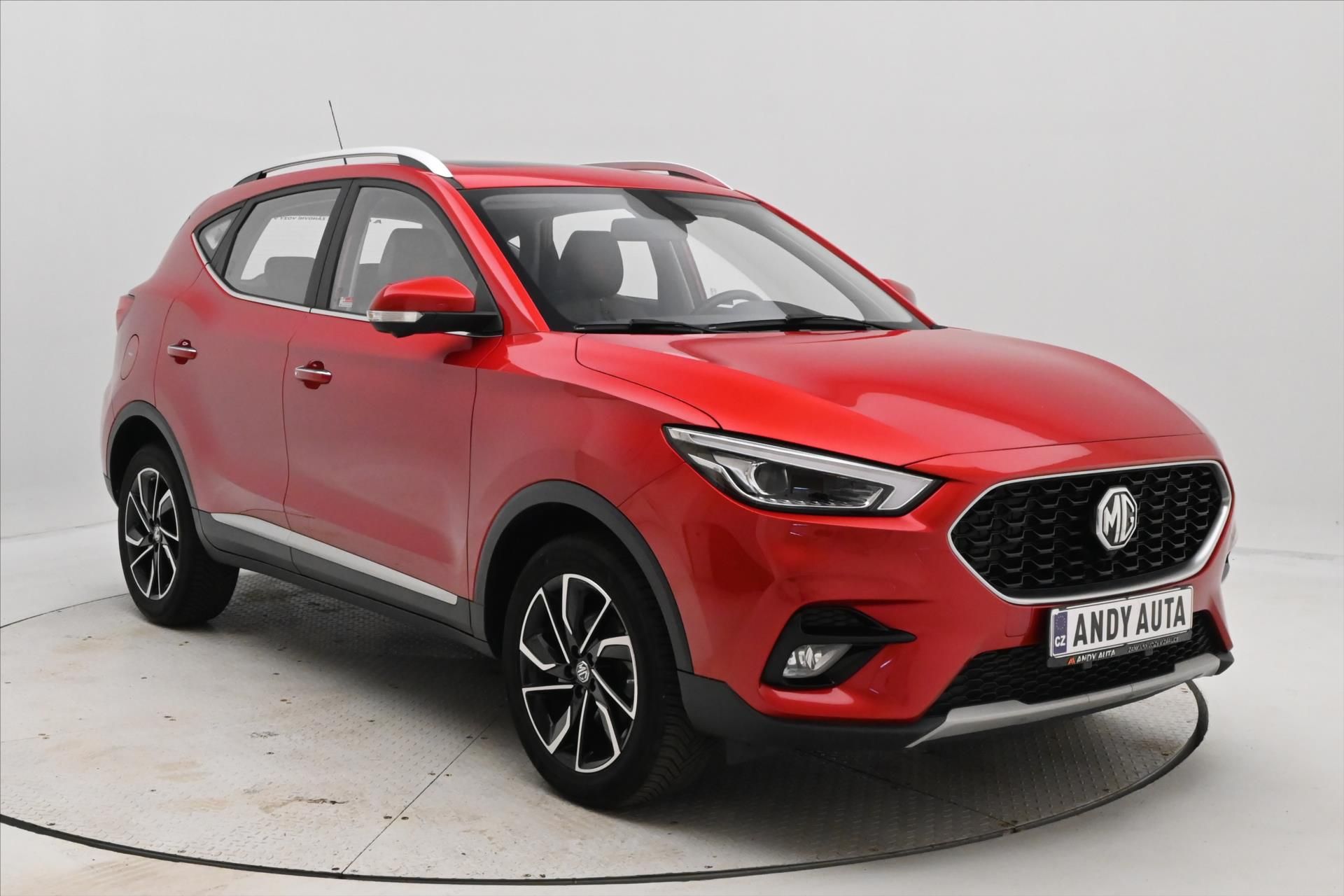 MG ZS, 1,0 TGI 82kW Elegance Záruka a - fotka 3