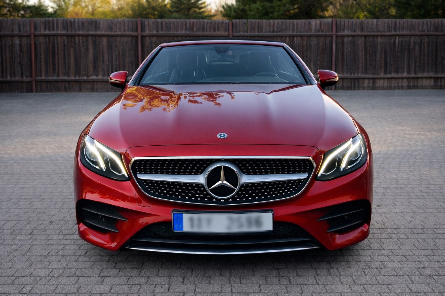Mercedes-Benz Třídy E, AMG,pěkný stav - fotka 3