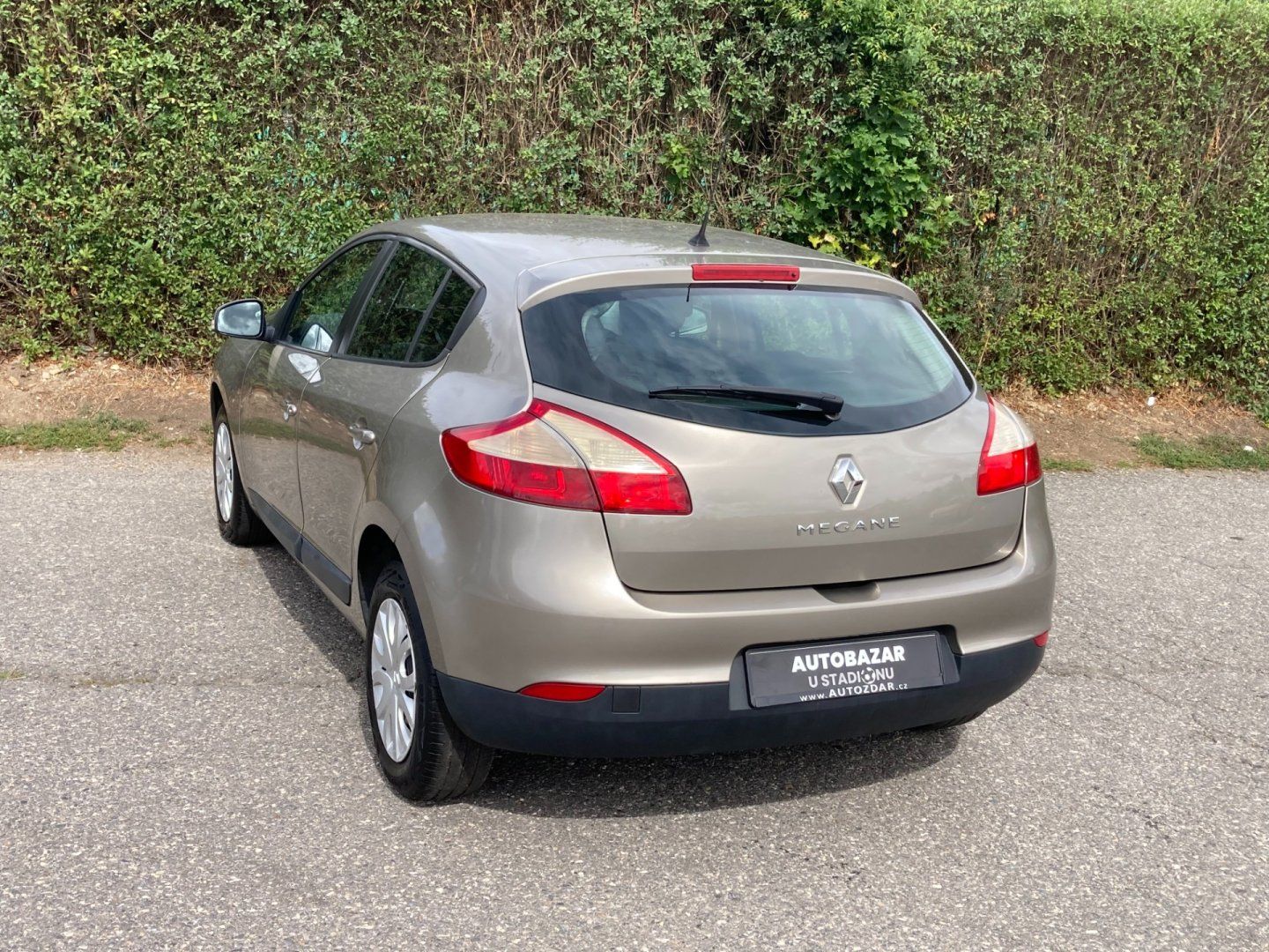 Renault Mégane, 1.6 16V 74kW klima - fotka 5