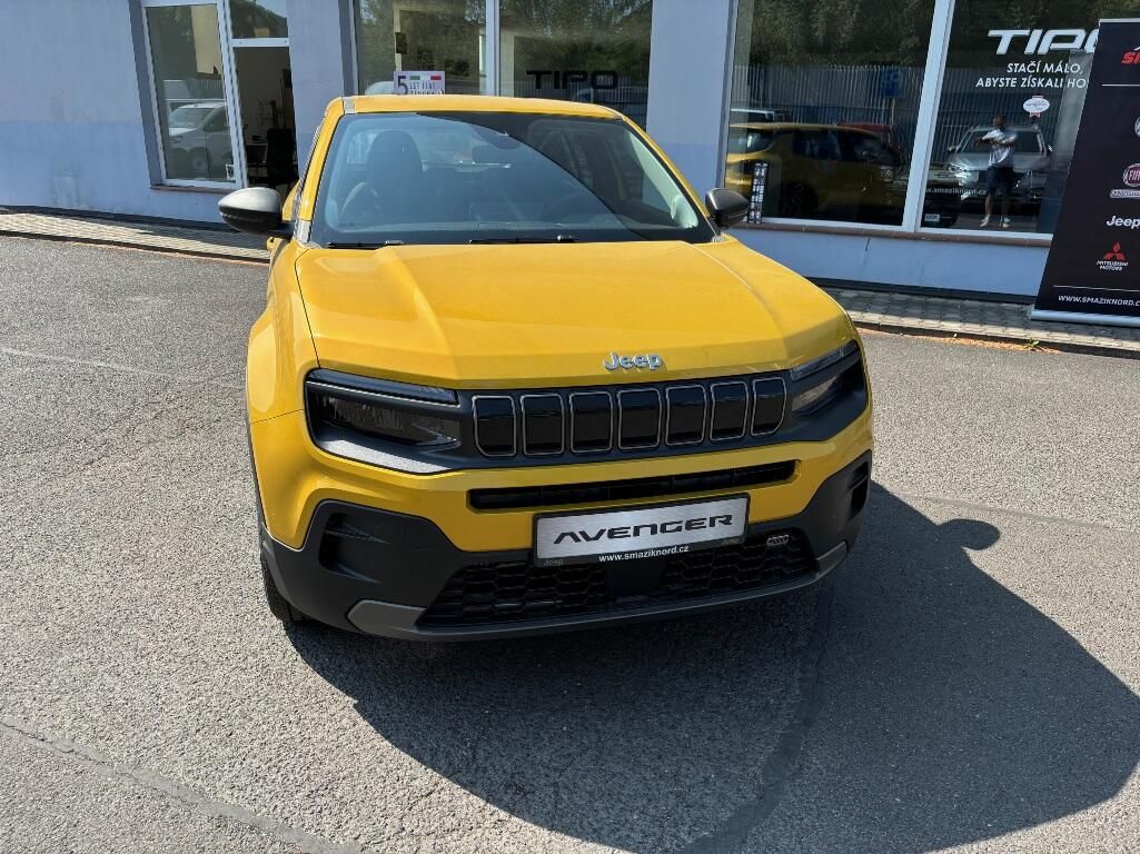 Jeep Avenger, 1,2 T (100k) 6MT LONGITUDE - fotka 3