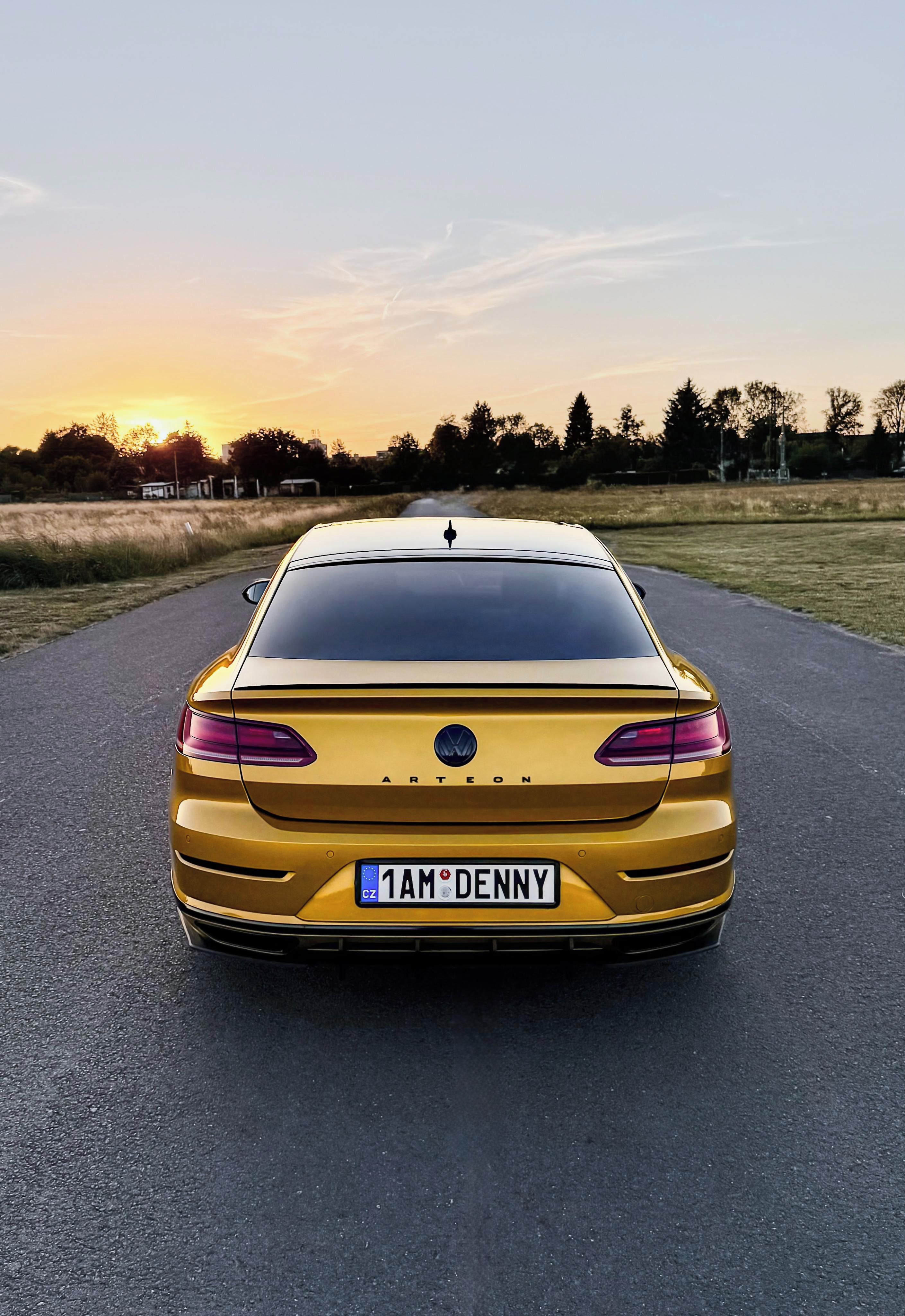 Volkswagen Arteon, R-Line 2.0 176kw DSG 4Motion - fotka 6