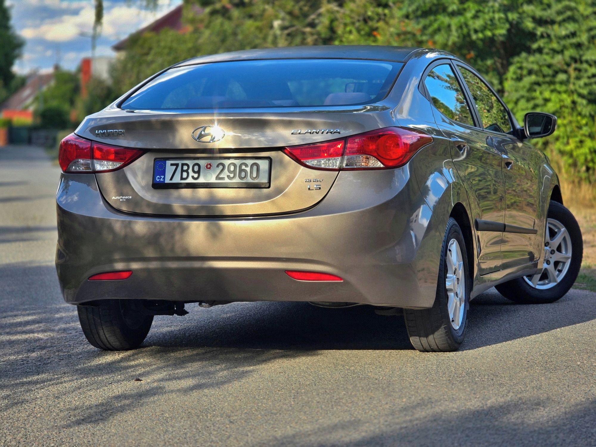 Hyundai Elantra, 1.6 97kw, 1. Majitel - fotka 3