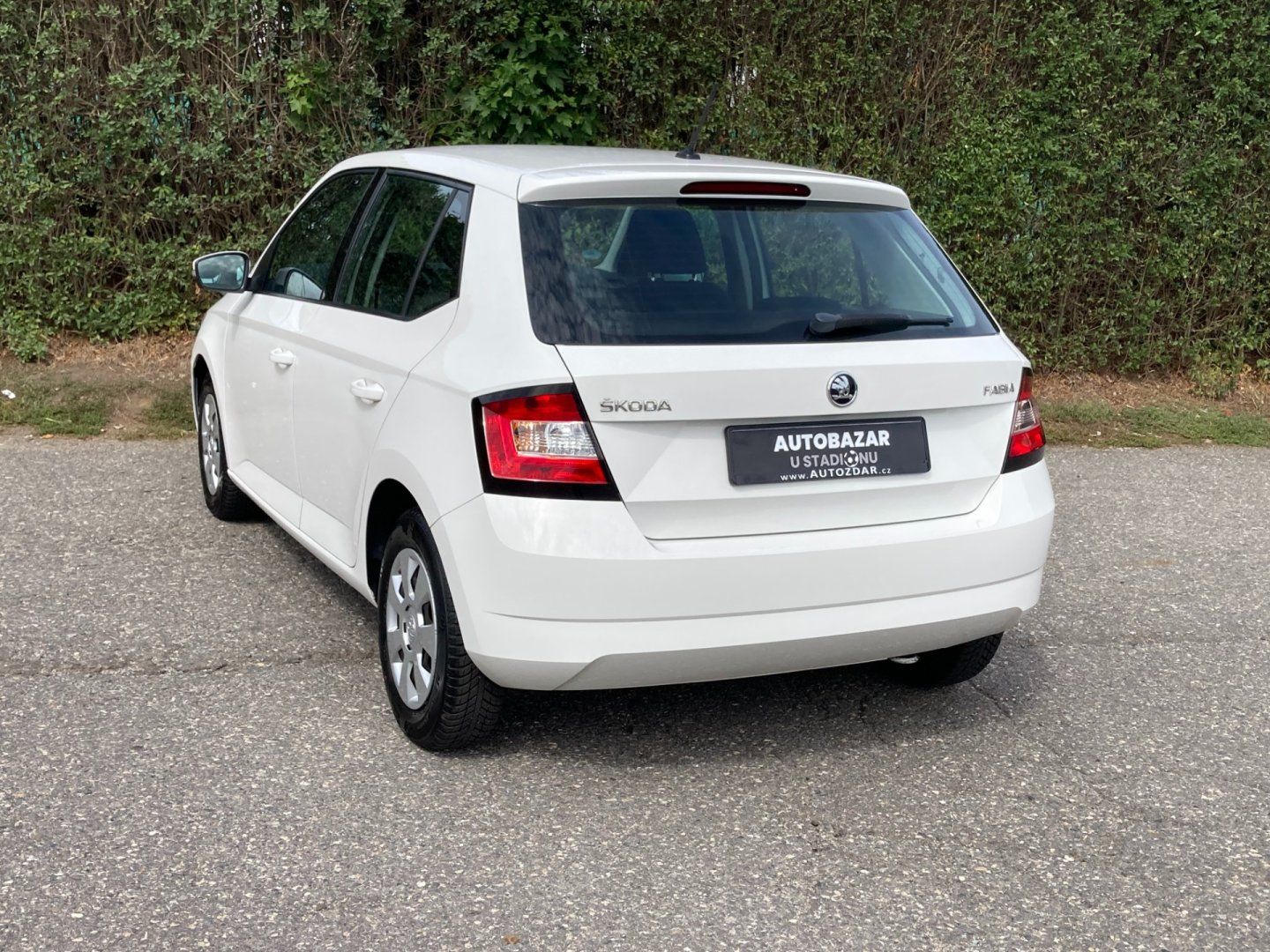 Škoda Fabia, 1,0 MPI servisní k. - fotka 5