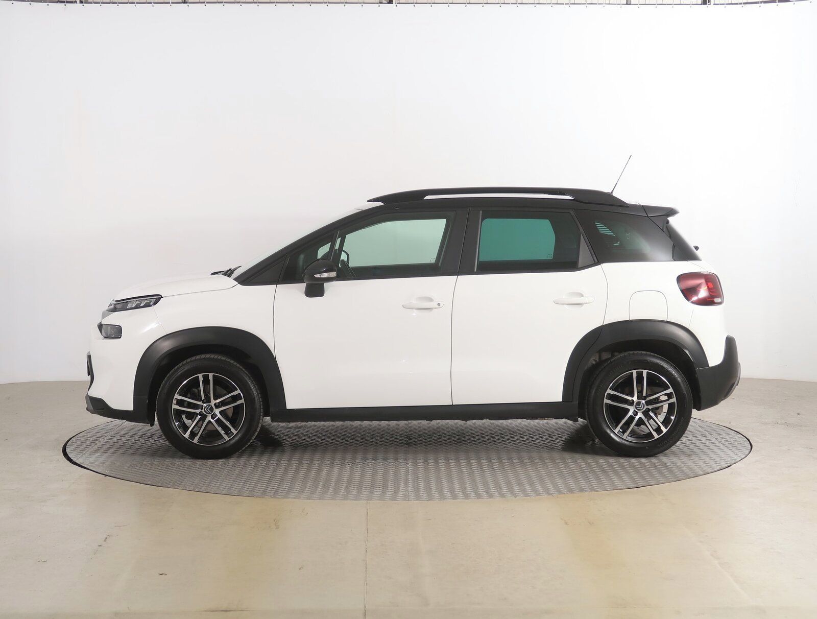 Citroën C3 Aircross, 1.2 PureTech, Shine - fotka 3