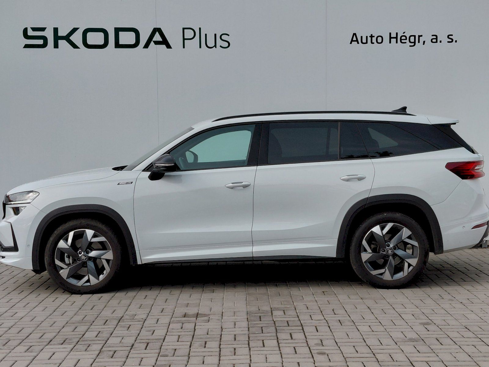 Škoda Kodiaq, 2.0 TSI 150 kW Sportline 4x4 D - fotka 3