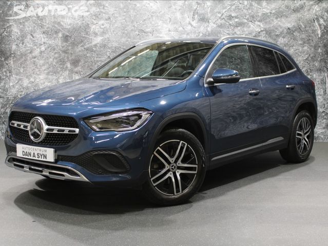 Mercedes GLA