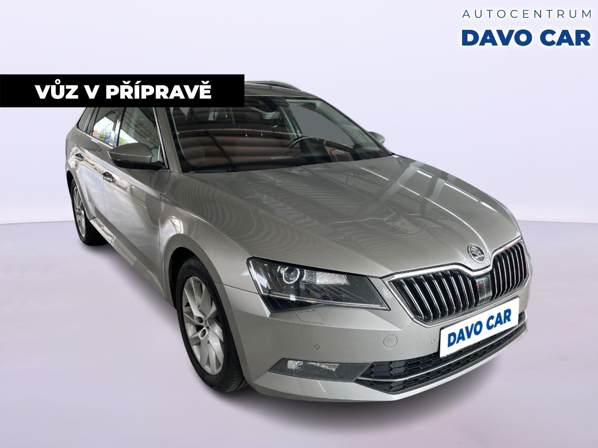 Škoda Superb, 2.0 TDI 110kW Style Bi-Xenon - fotka 2