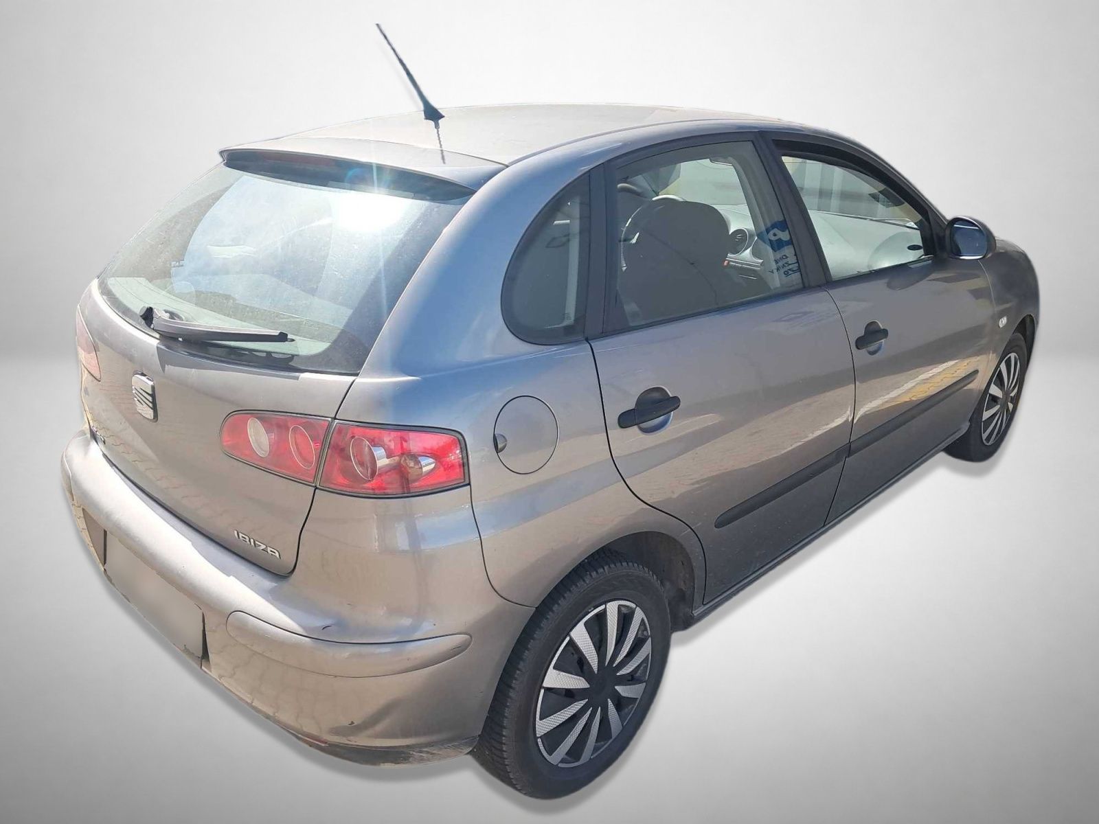Seat Ibiza, 1.4 16V, po STK, rezervace - fotka 2