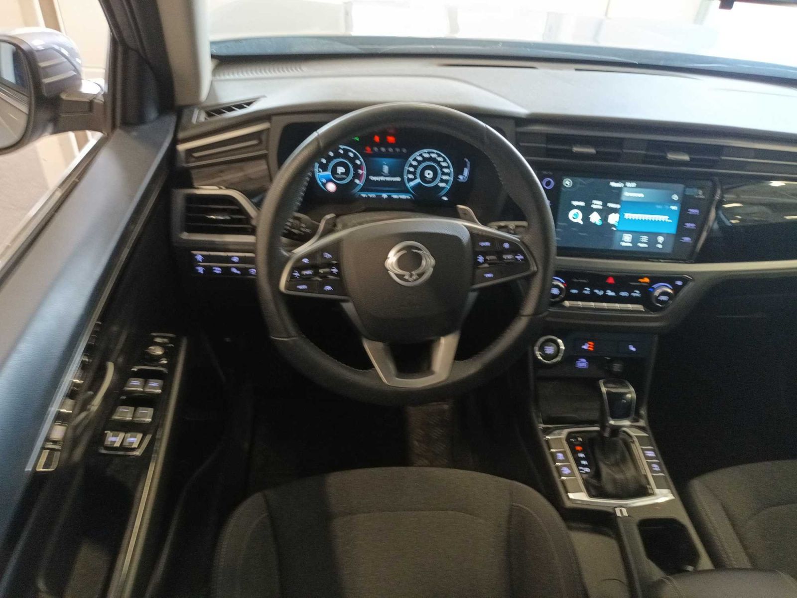 SsangYong Korando, 1.5 T-GDI, Automat, ČR,1.maj - fotka 3