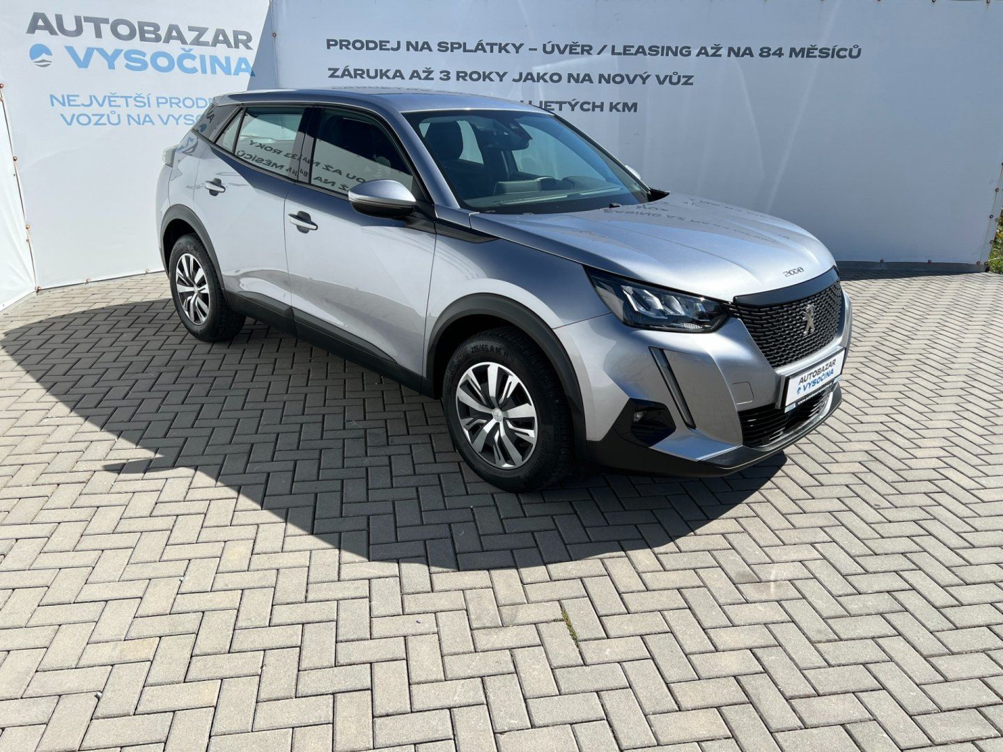 Peugeot 2008, 1.2PT 74kW! 1.maj! Navi! LED! - fotka 3