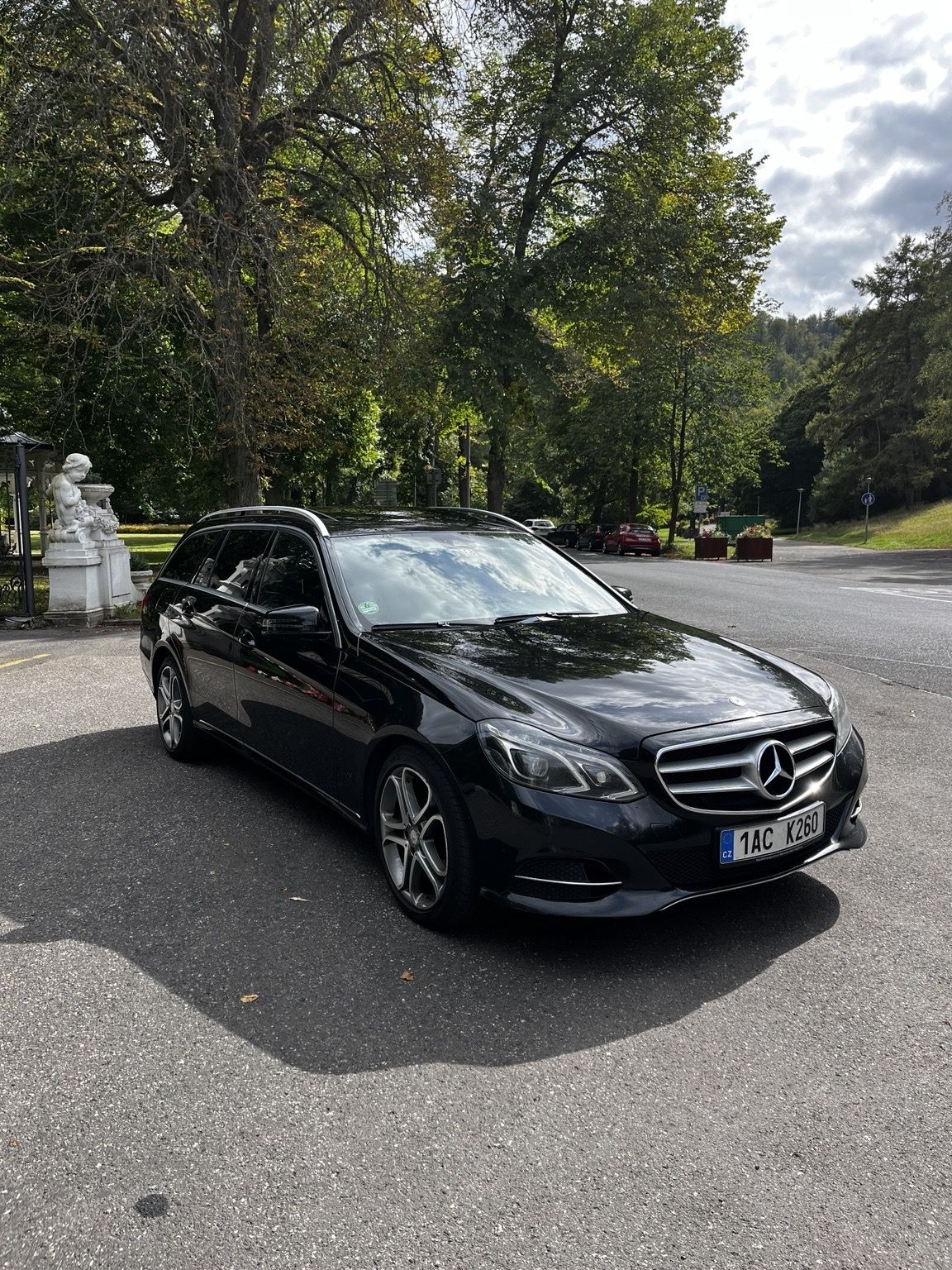 Mercedes-Benz Třídy E, Mercedes-Benz E220 CDI T Avant - fotka 3