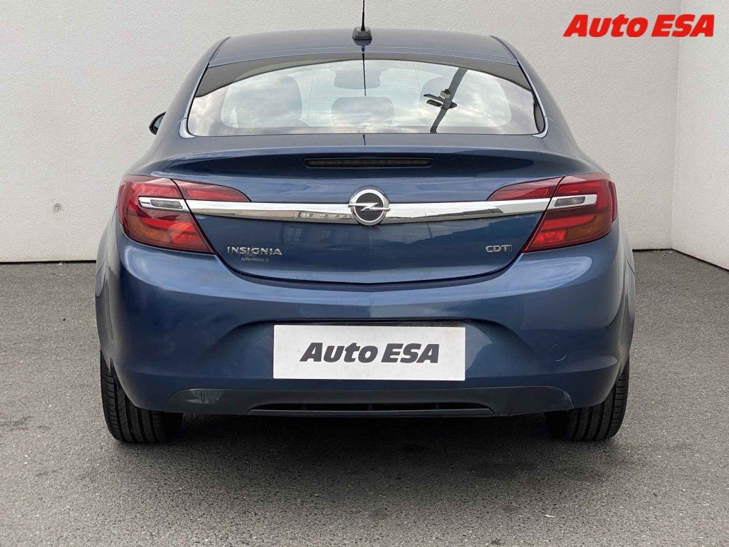 Opel Insignia, 1.6CDTi,ČR,AC,tempo - fotka 5