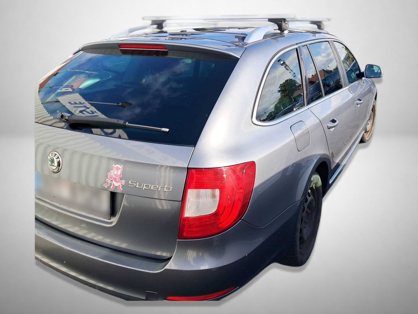 Škoda Superb, 2.0 TDI, Automatická klima - fotka 2