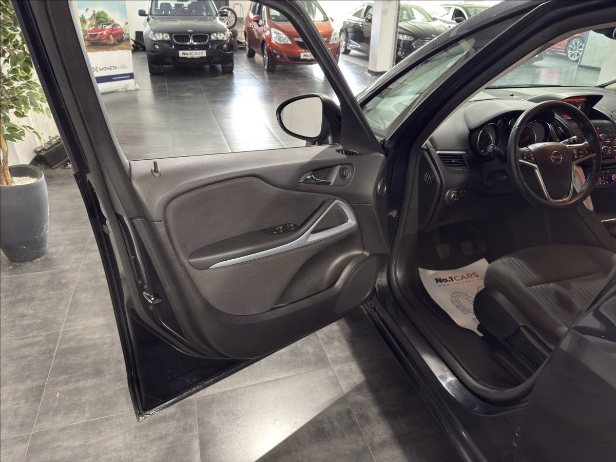 Opel Zafira, 1,4   TURBO KAMERA XEN 7 MÍST - fotka 6