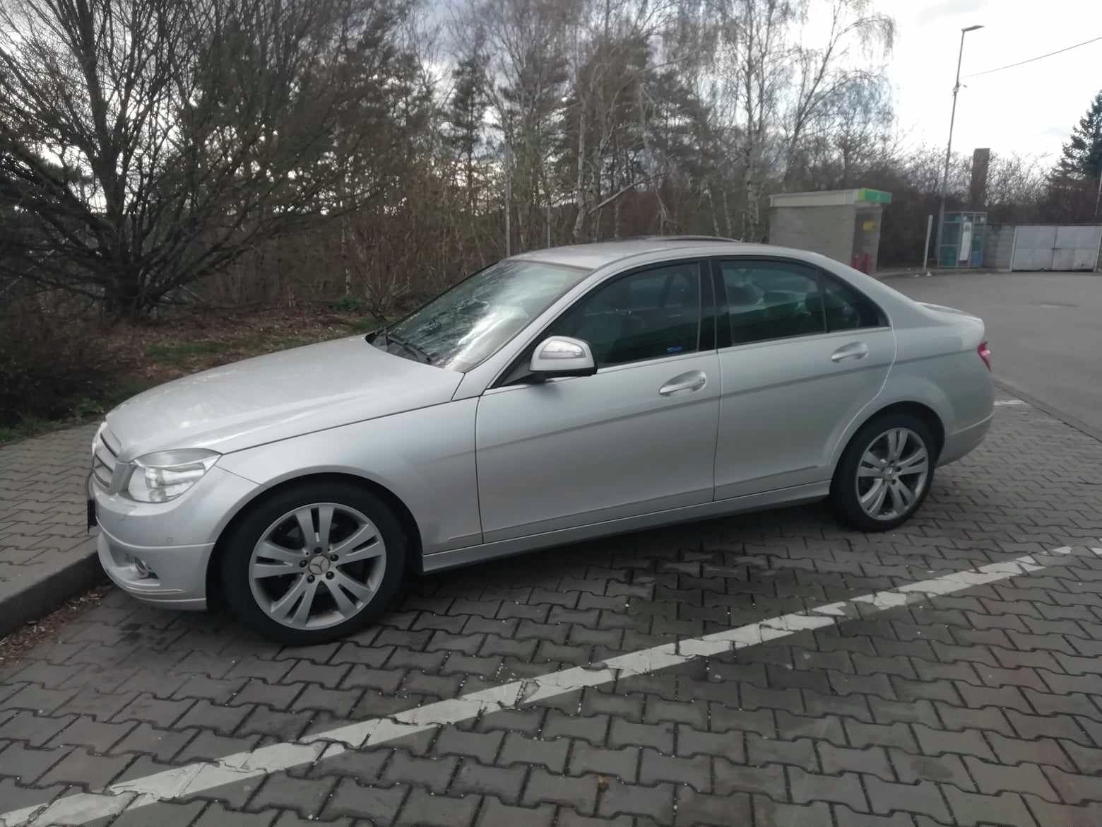 Mercedes-Benz Třídy C, 4 matic, 7st. Automat - fotka 3