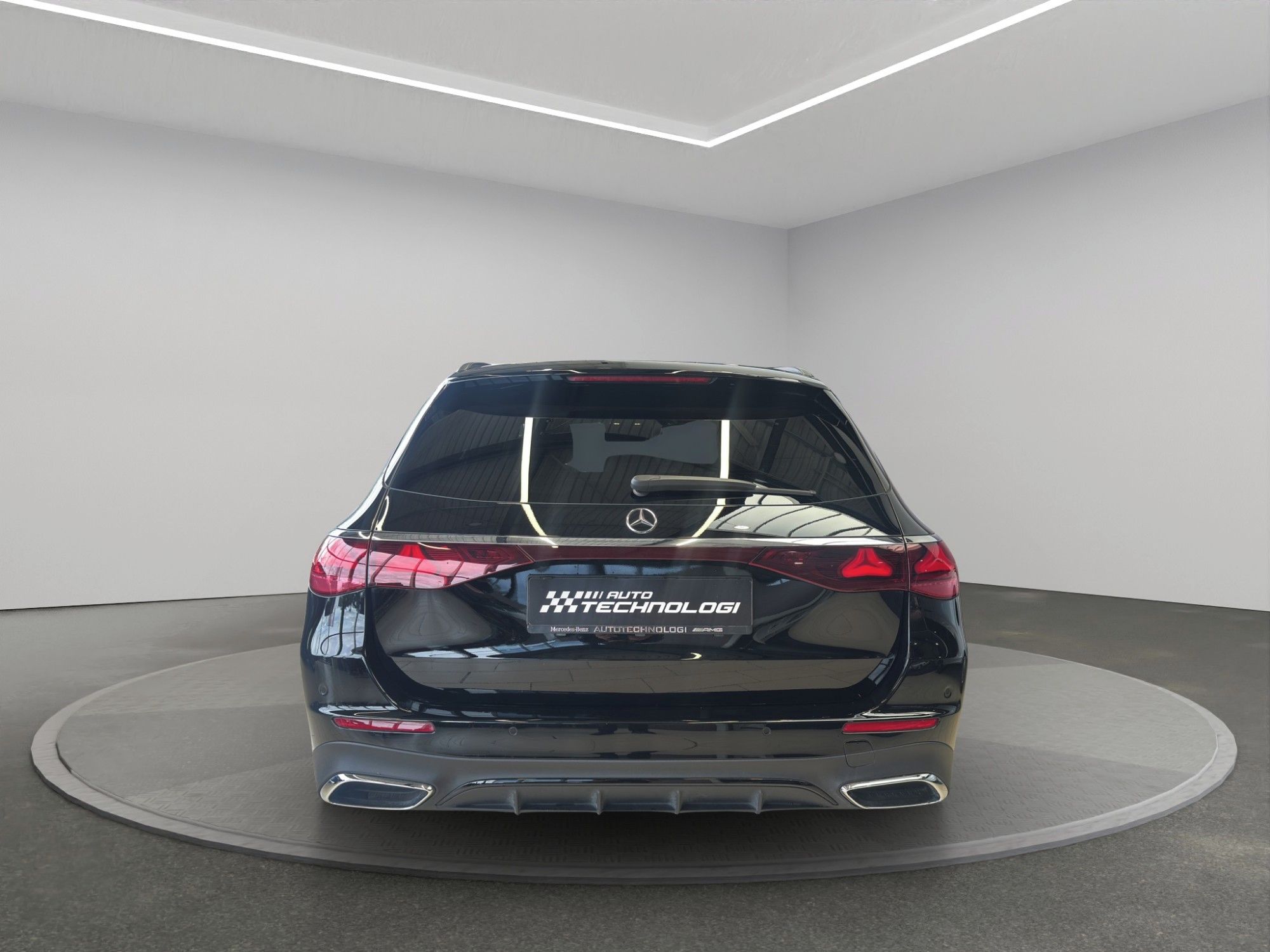 Mercedes-Benz Třídy E - fotka 6