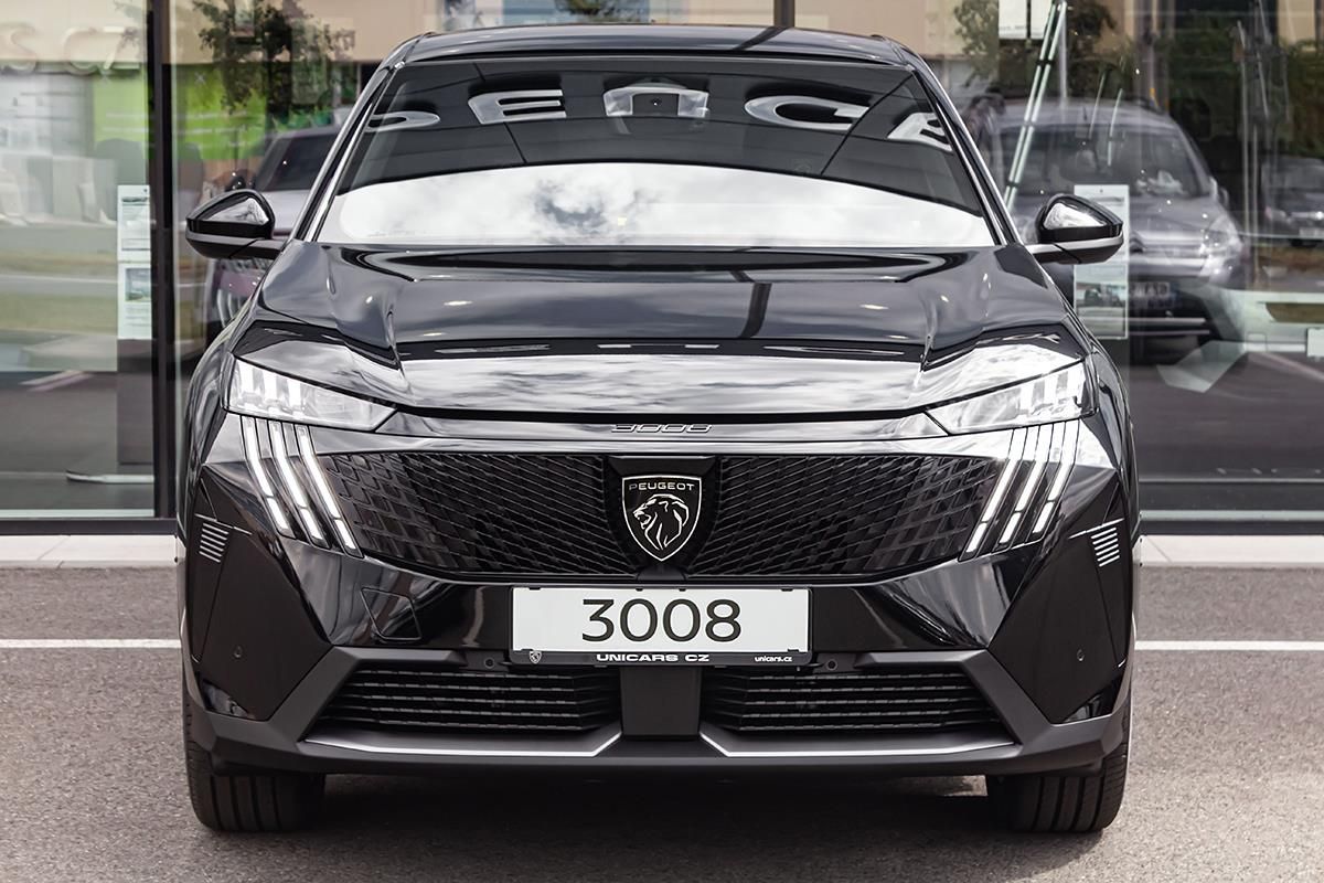Peugeot 3008, 1,2   BUSINESS Hybrid 145 e-DC - fotka 2