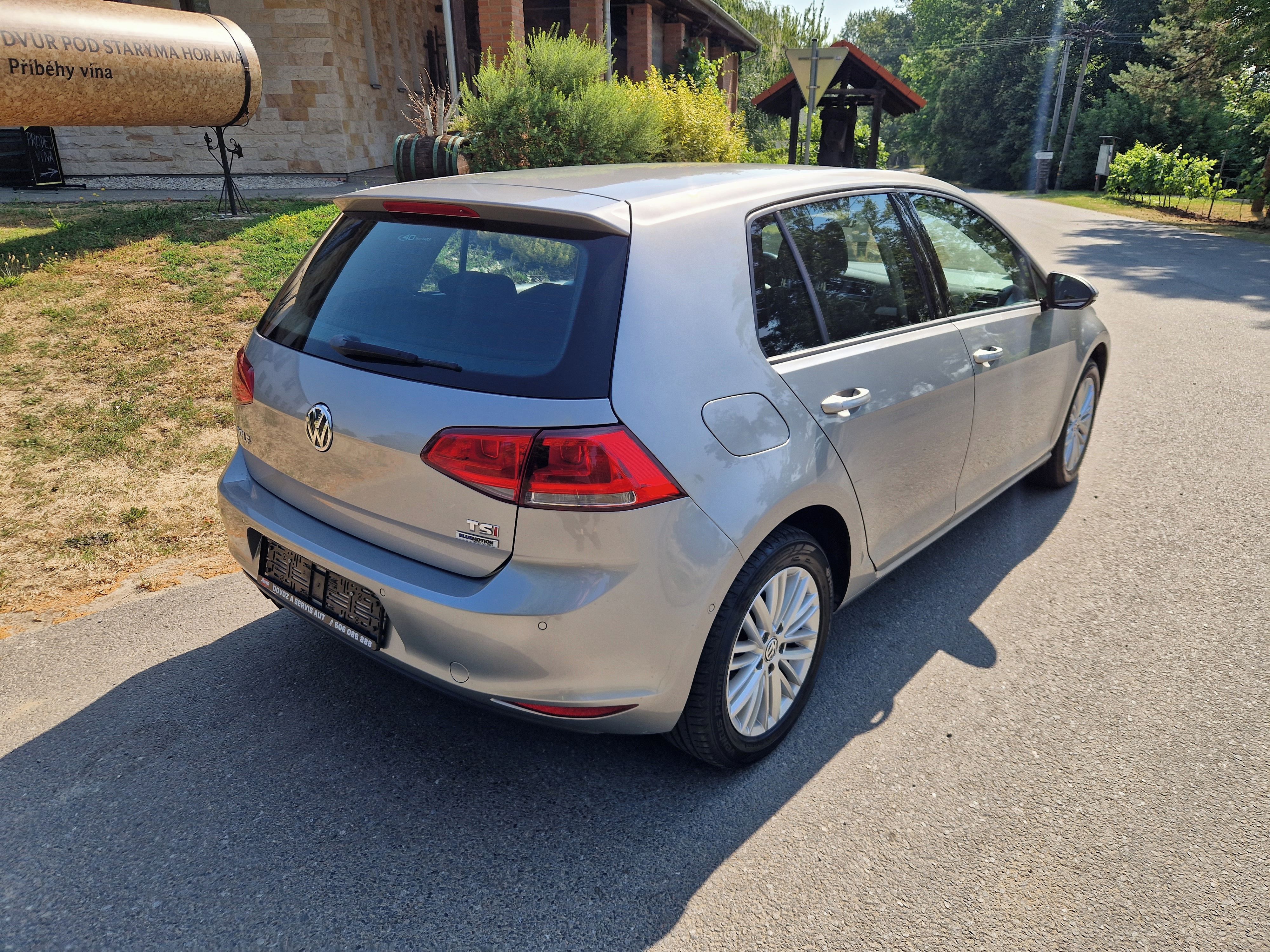Volkswagen Golf, VW Golf VII 1,4 TSI 92KW ,digi - fotka 3