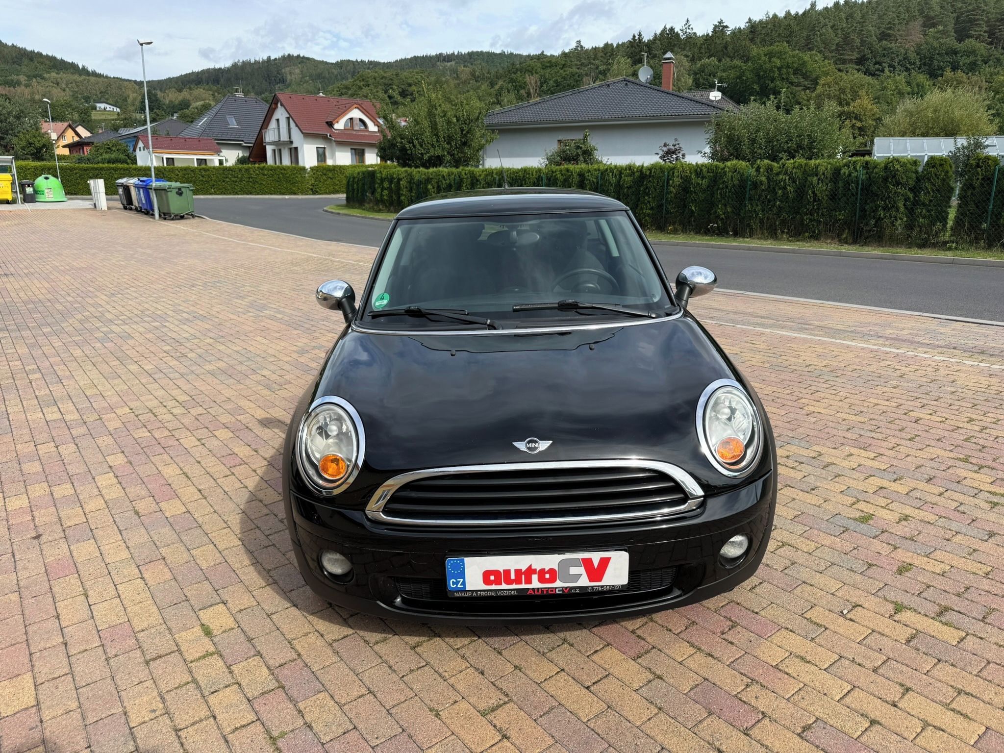 Mini Cooper, 1.4 16V 70kW AC,EL.OKNA,SERVO - fotka 4