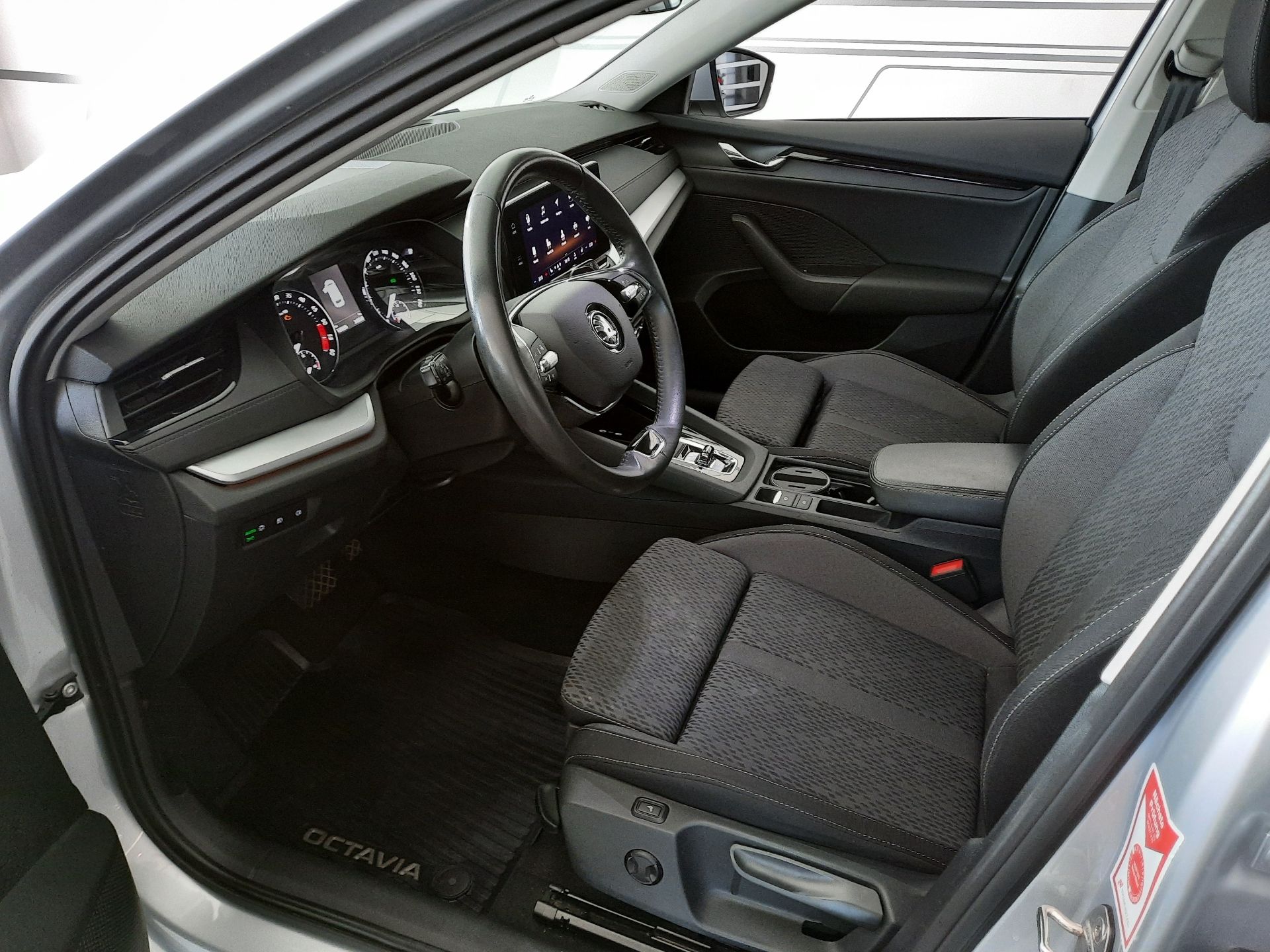 Škoda Octavia, Combi 2.0 TDI (110kW/150k) DSG - fotka 6