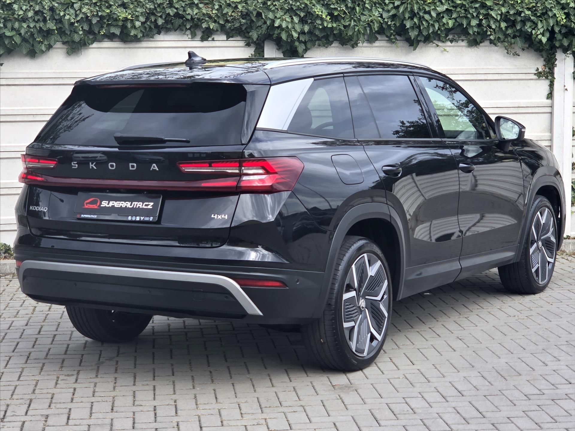 Škoda Kodiaq, 2,0 TDi DSG 4x4 Exclusive Sele - fotka 6