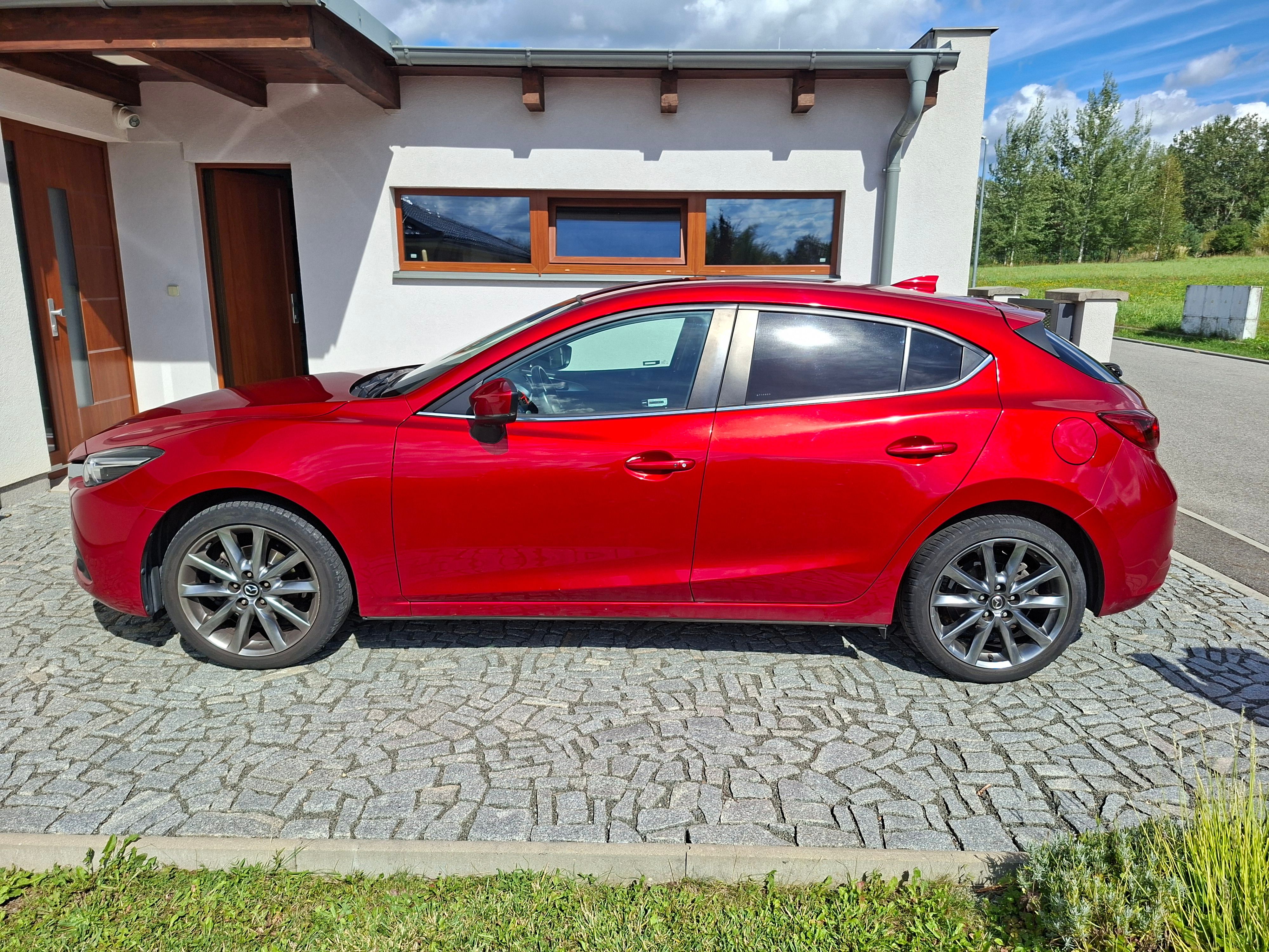 Mazda 3, 2,0 Skyactiv, 88 kW,ČR,1.maj. - fotka 5
