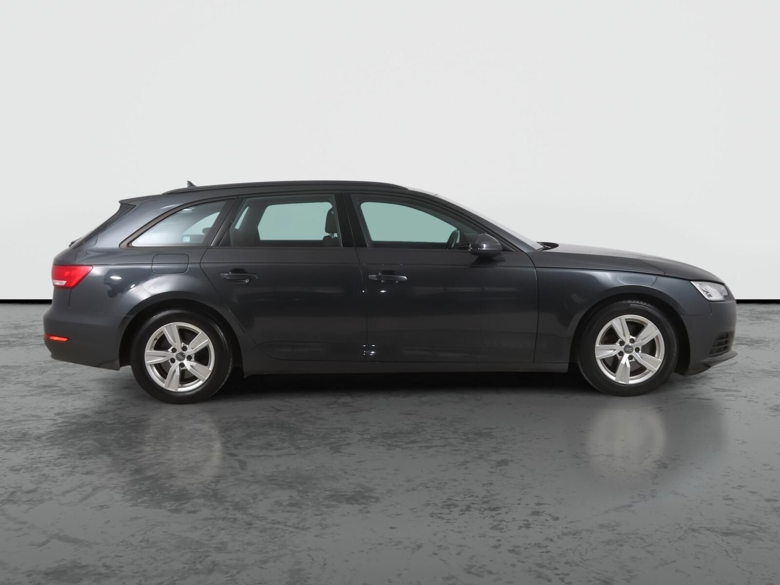Audi A4, 2.0 TDI, Automat - fotka 6