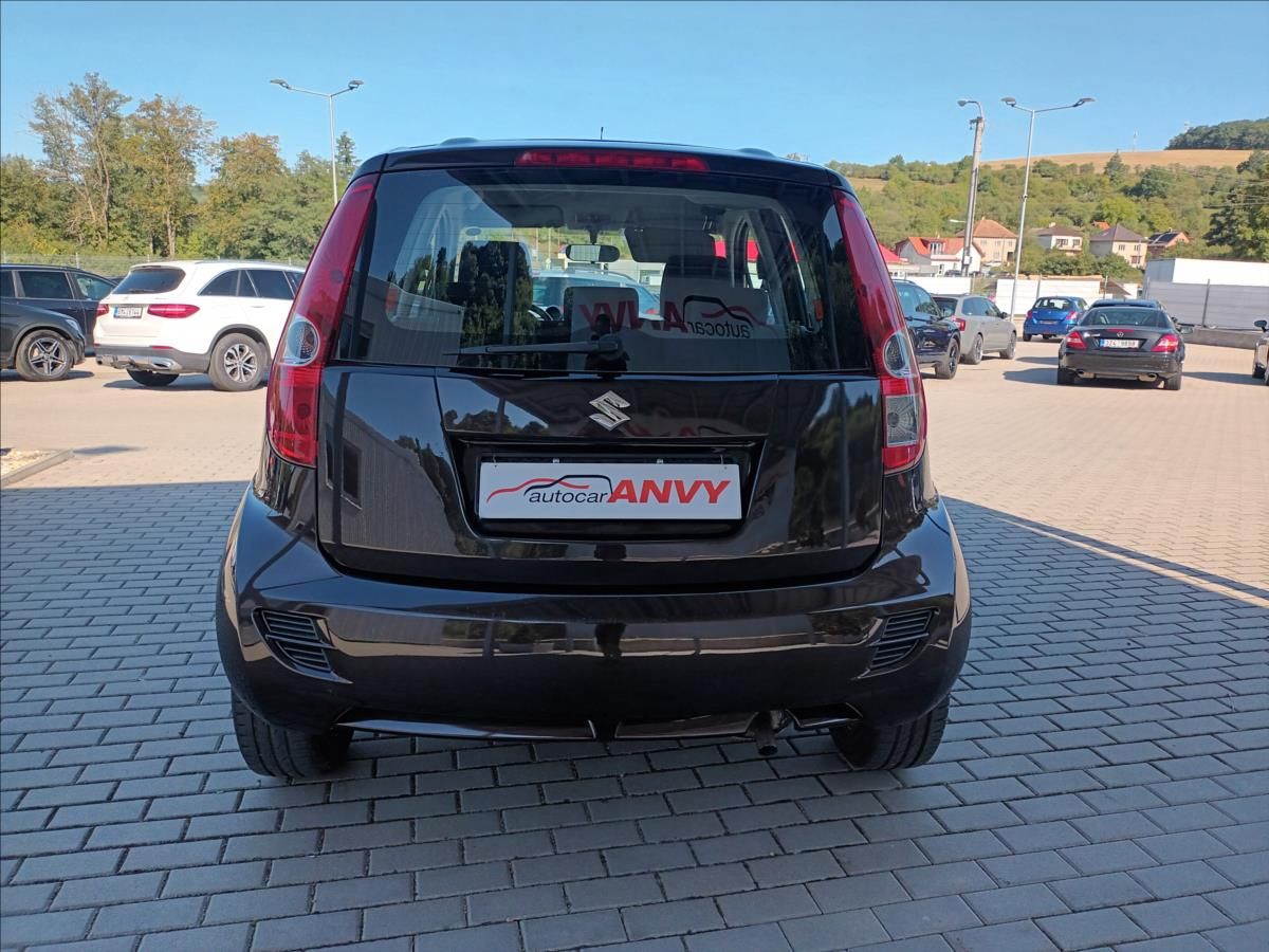 Suzuki Splash, 1,0 i,50kw,KLIMA,NAVI,SERVISKA - fotka 6