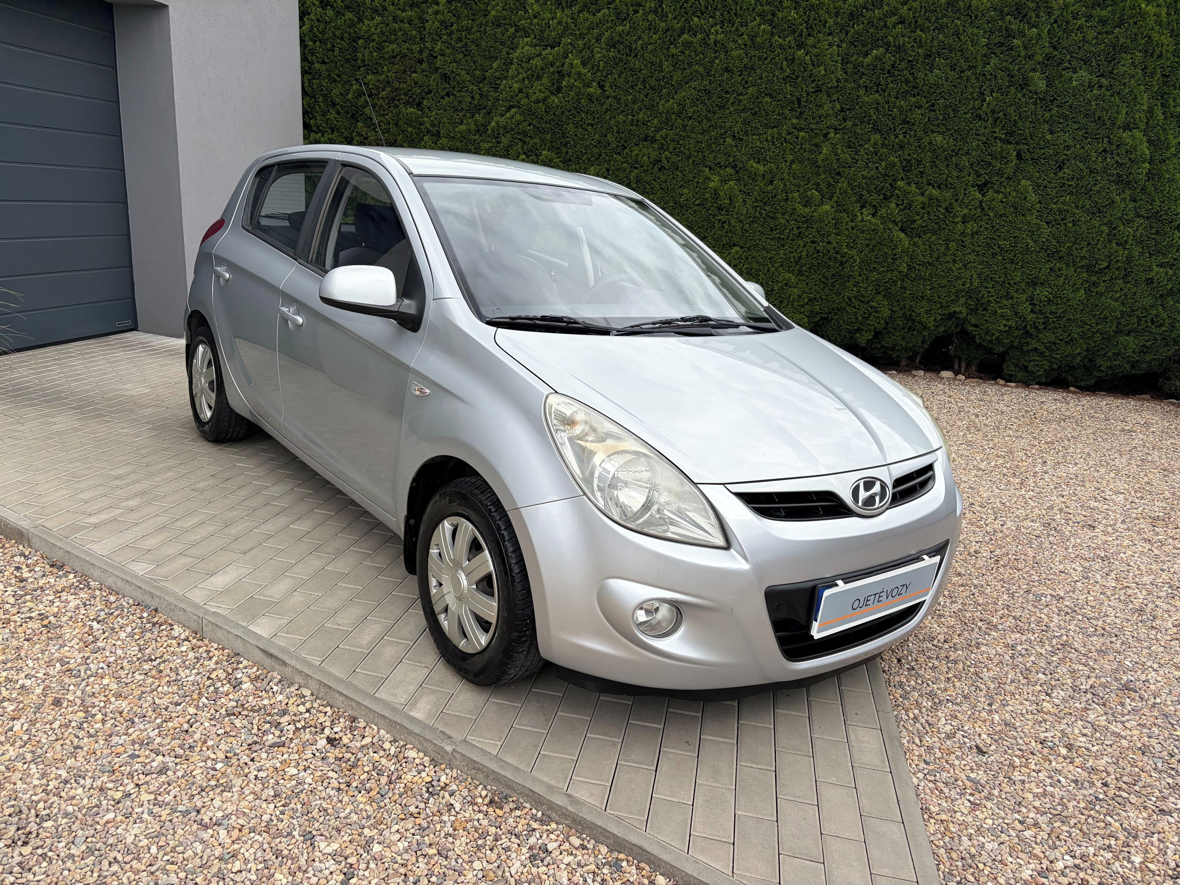Hyundai i20, 1.2i 57KW, Nové ROZVODY - fotka 3