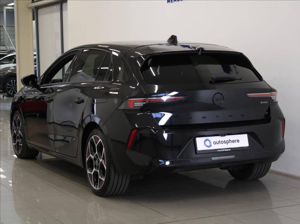 Opel Astra, 1,6 PHEV 180k. GS-line 15tkm. - fotka 3