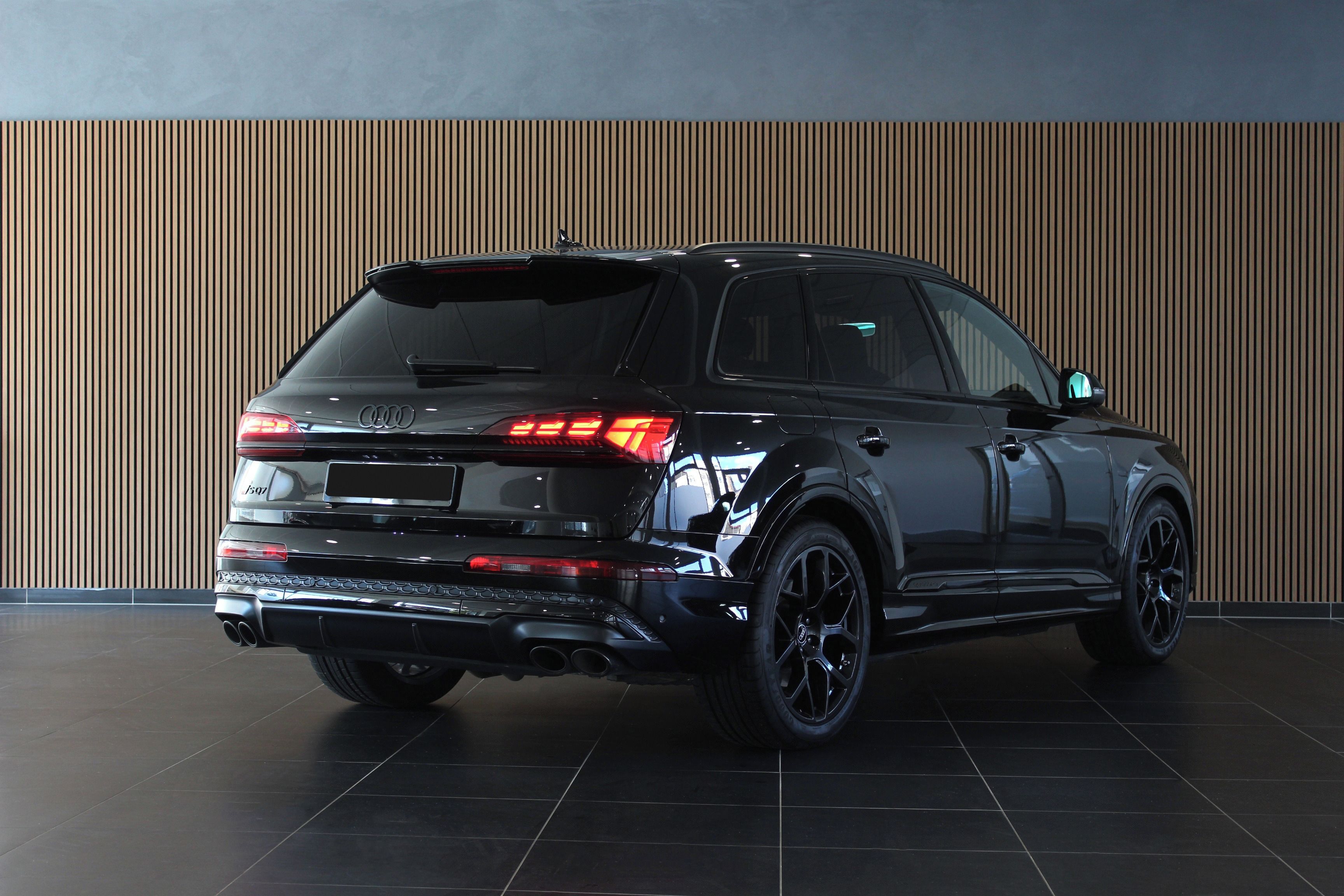 Audi SQ7, Laser B&O-Adv Masáž Night-Vis - fotka 4