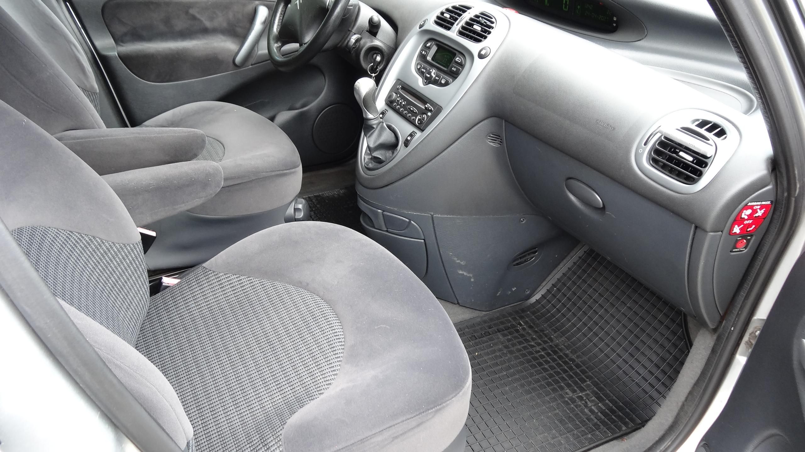 Citroën Xsara Picasso, 1.6HDi žádná koroze+zim.pneu - fotka 4