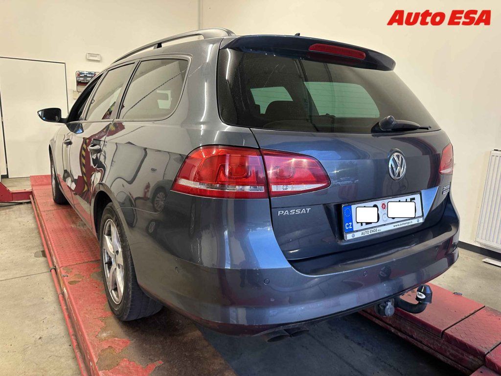 Volkswagen Passat, 2.0TDi,2.maj - fotka 2