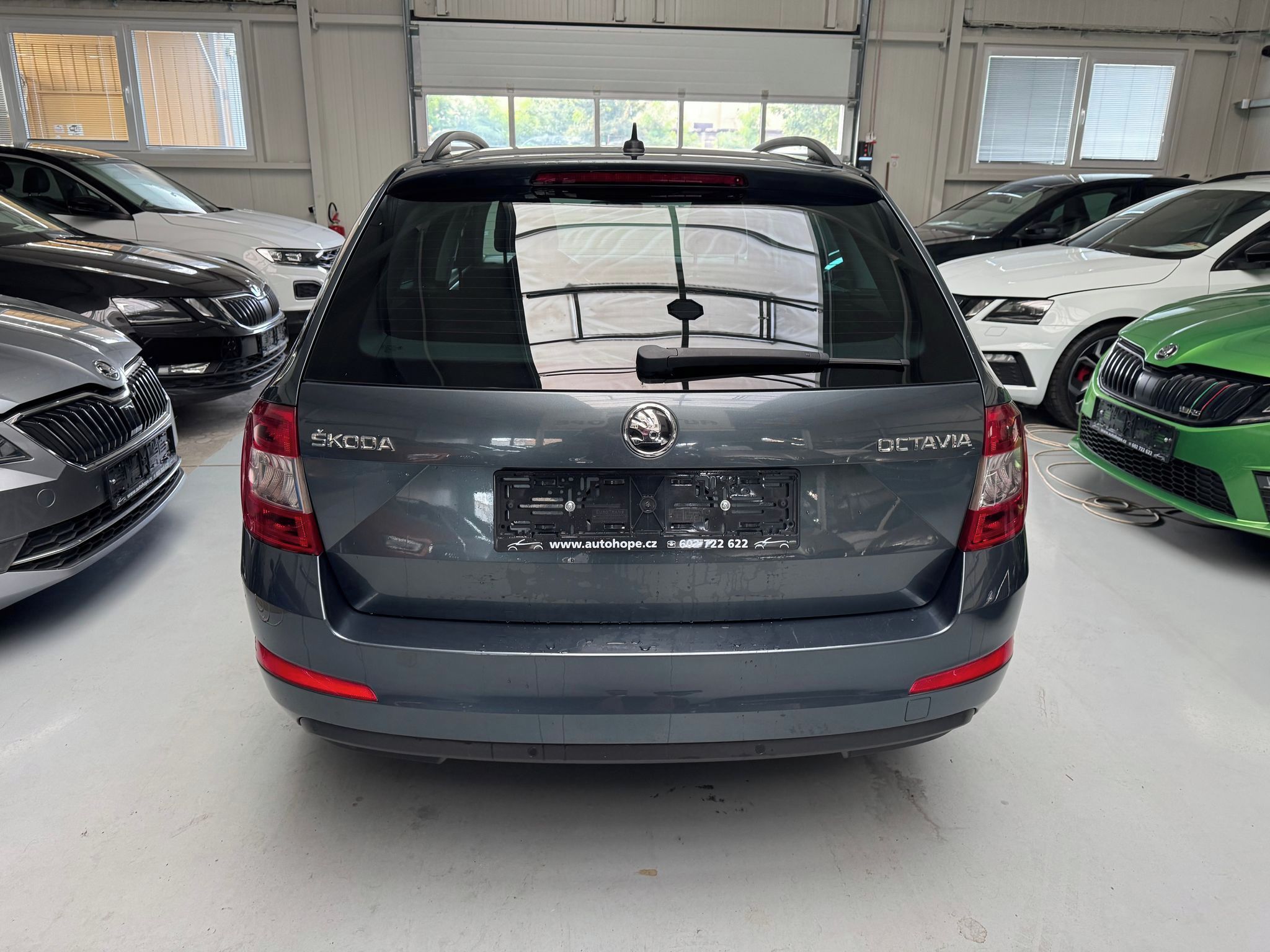 Škoda Octavia, combi 1.4 TSI Ambition JOY - fotka 5
