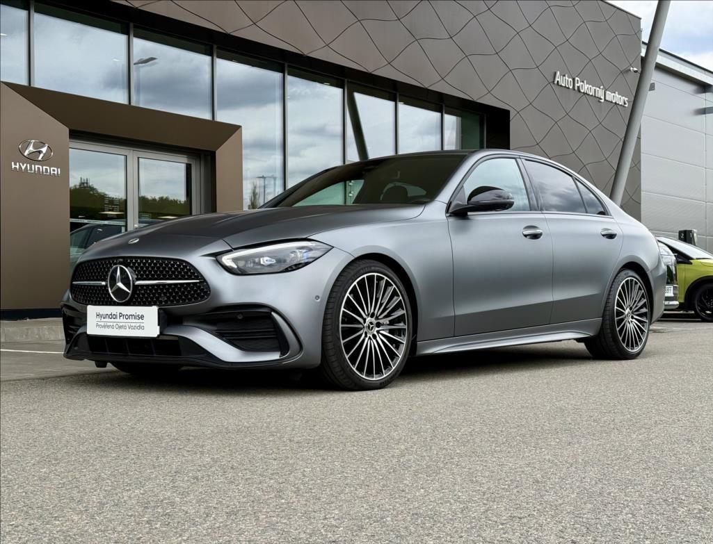 Mercedes-Benz Třídy C, C 300 4MATIC  AMG Paket