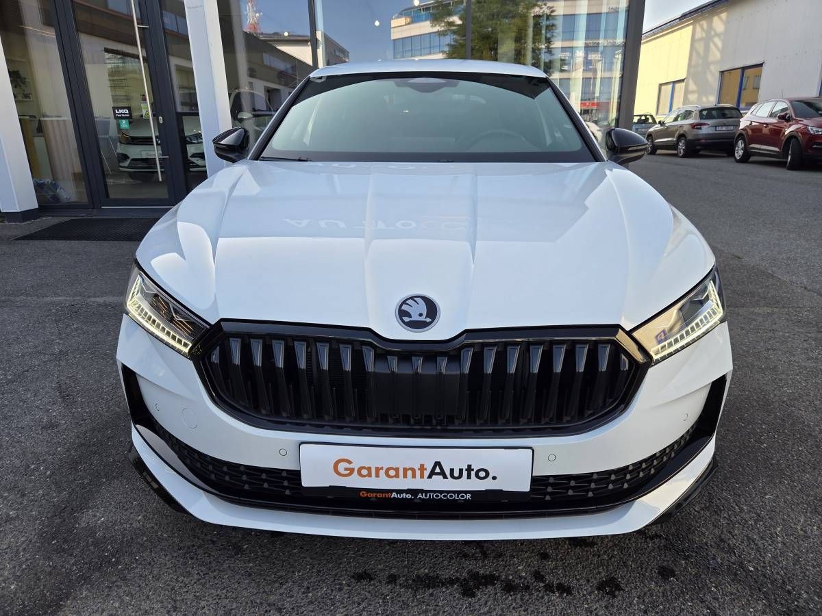Škoda Superb, 2.0 TDI Sportline - fotka 6