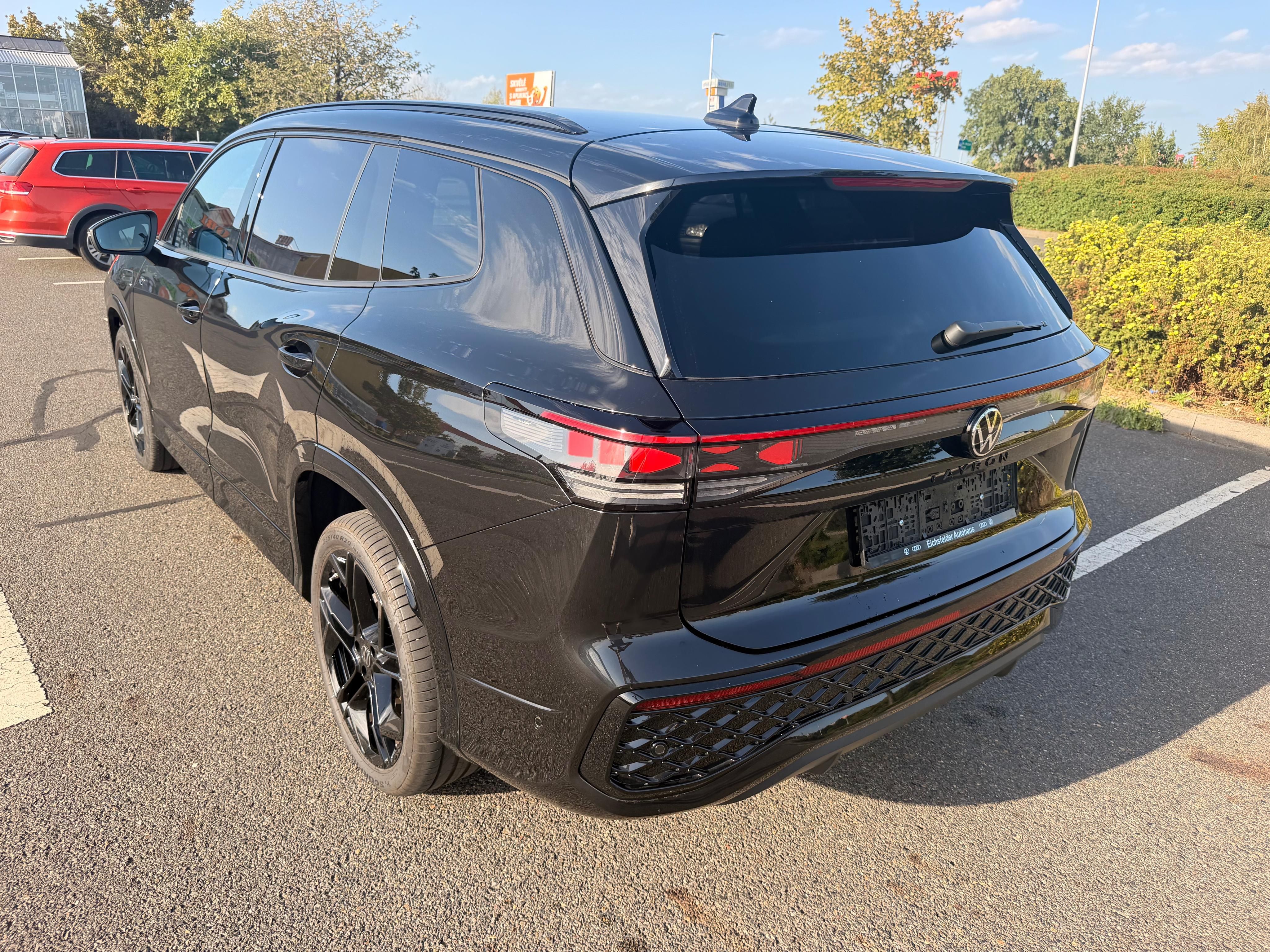 Volkswagen Tayron, R line, IQ light, hybrid, 5tkm - fotka 4