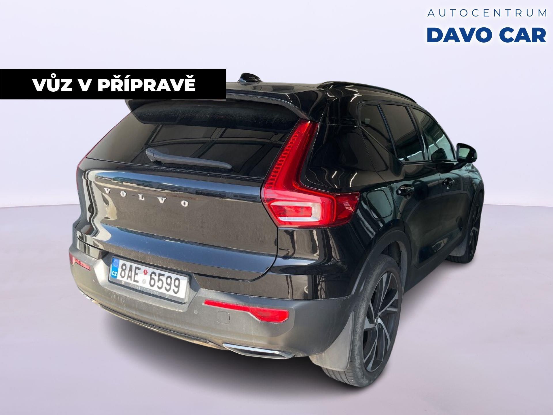 Volvo XC40, 2,0 T4 Drive-E 140kW CZ R-Desi - fotka 3