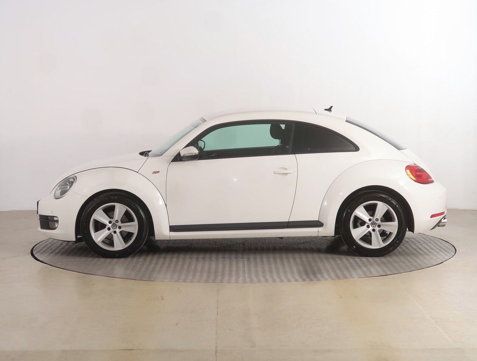Volkswagen Beetle, 1.2 TSI, Serv.kniha - fotka 3