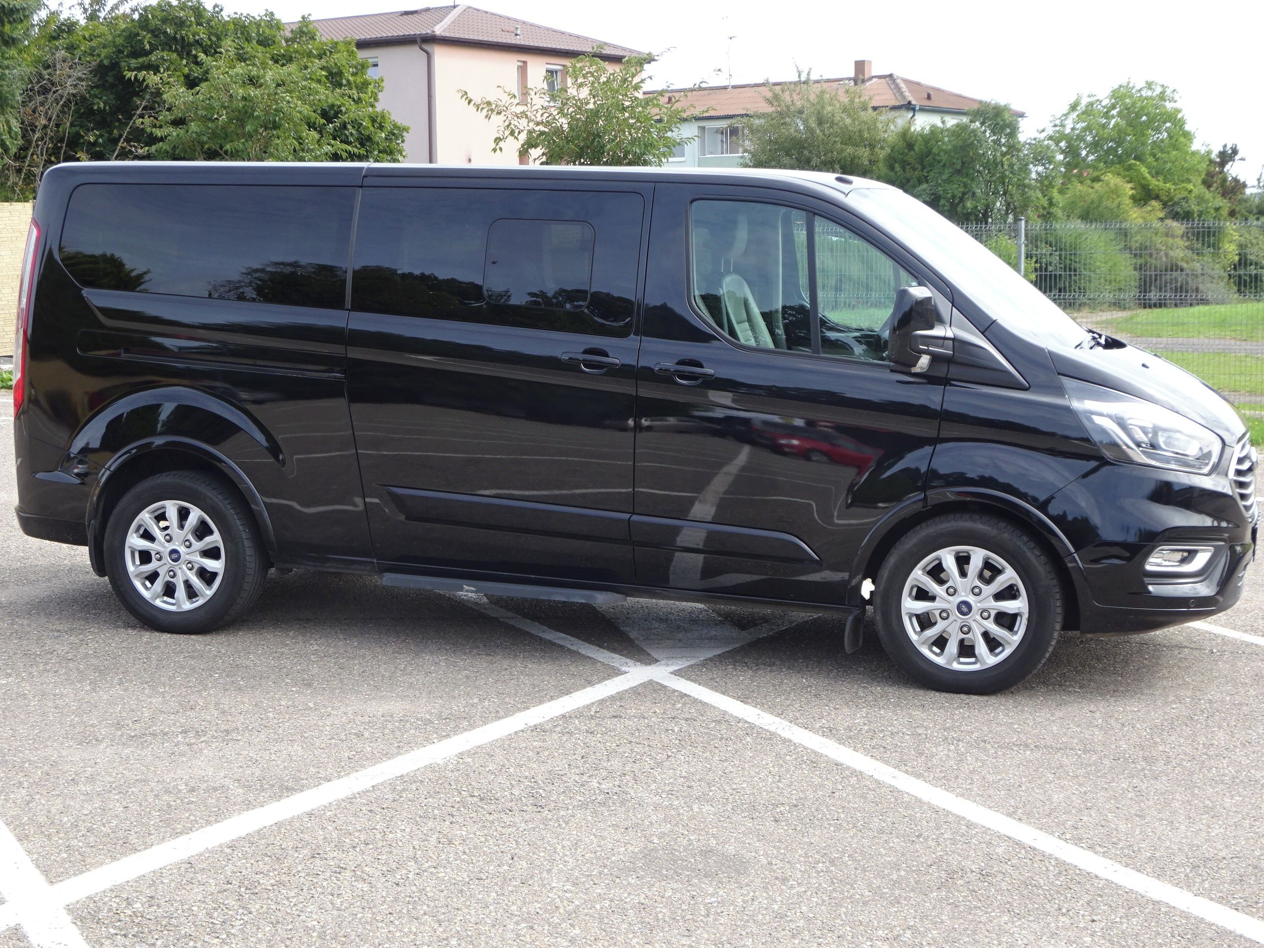 Ford Tourneo Custom, 2.0 TDCI (125 KW) AUTOMAT ČR - fotka 2