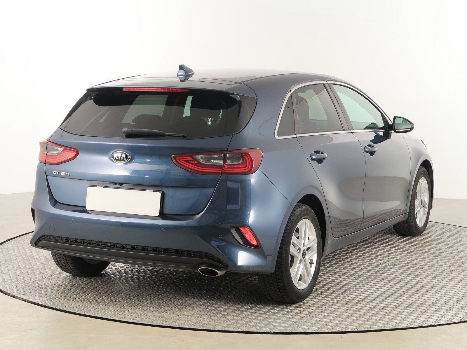Kia Cee´d, 1.5 T-GDI, Gold, Automat - fotka 5