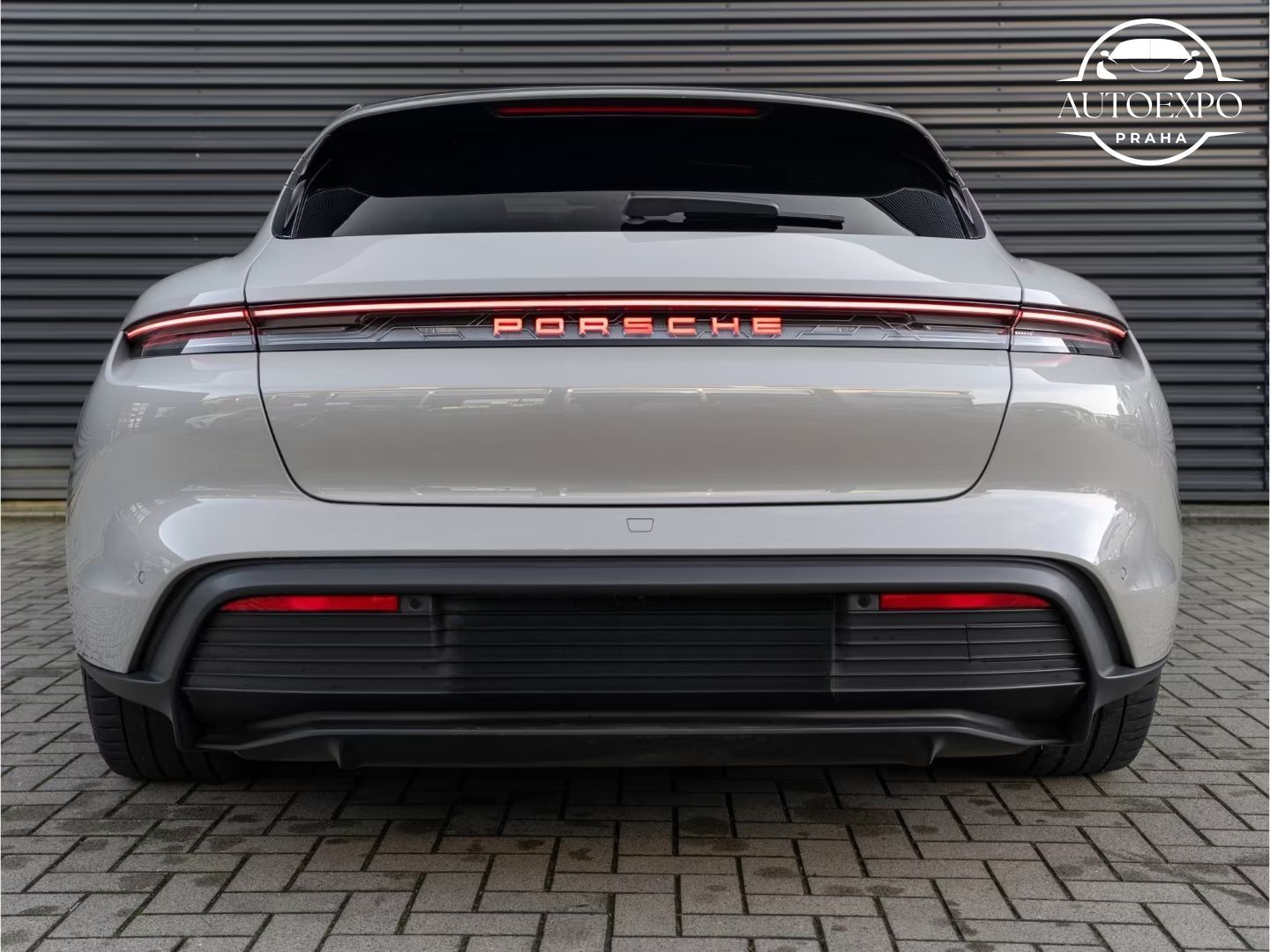 Porsche Taycan, Sport Turismo 320KW - fotka 4