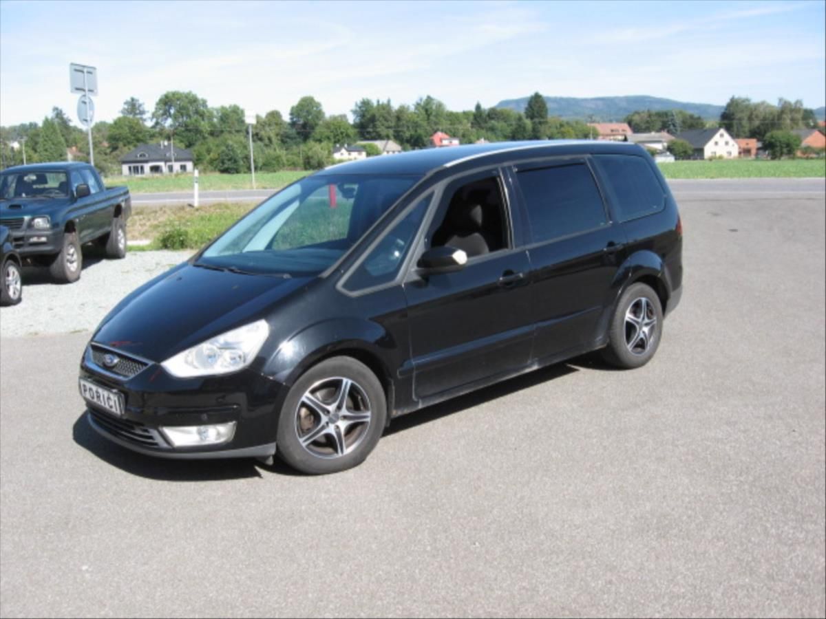 Ford Galaxy, 2,0 TDCi 7 Míst - fotka 2