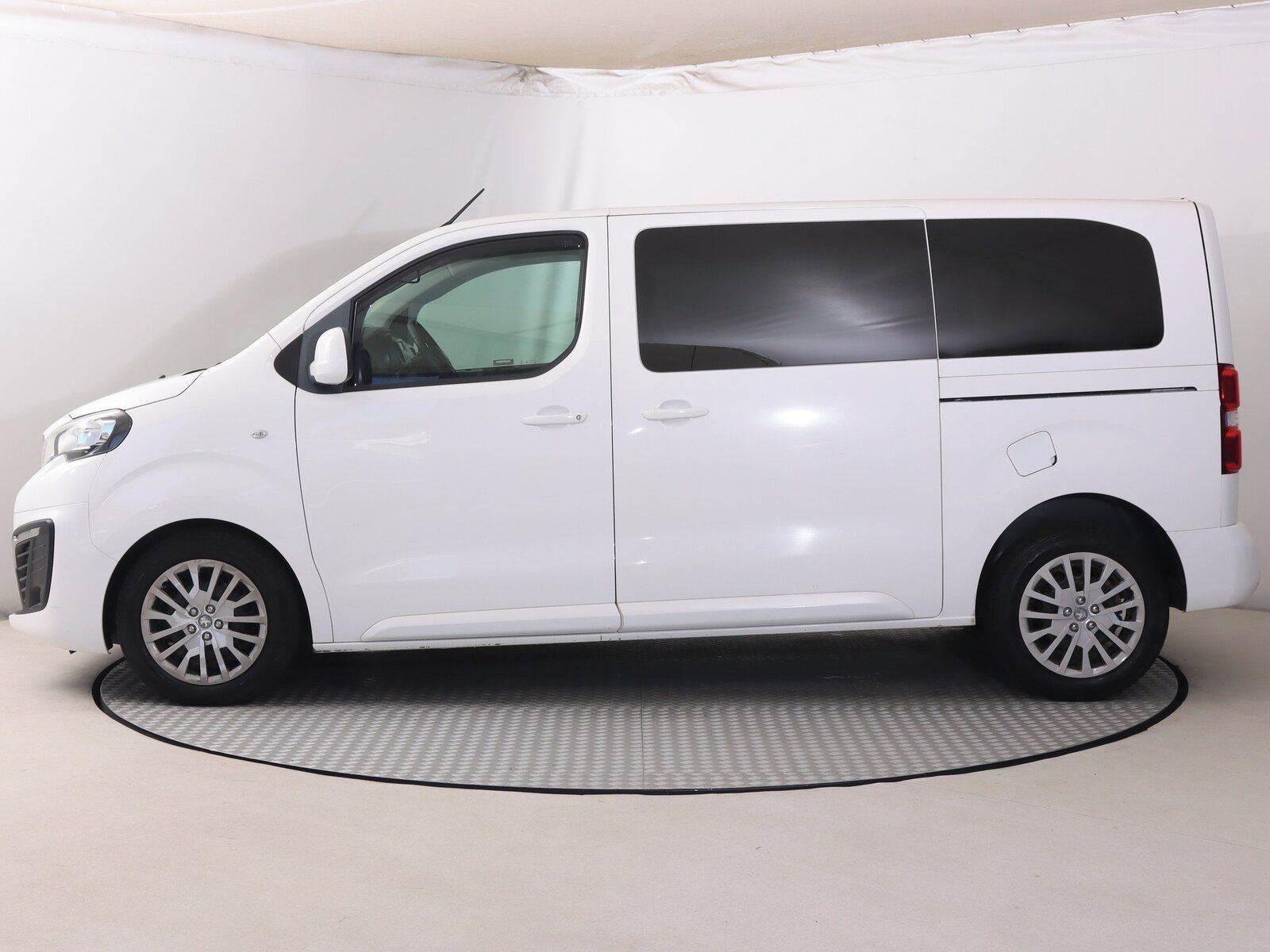 Peugeot Traveller, 2.0 BlueHDi, ČR, DPH - fotka 3