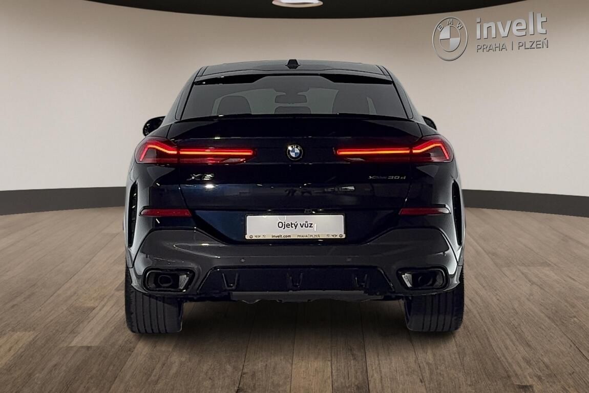 BMW X6, xDrive30d - fotka 4